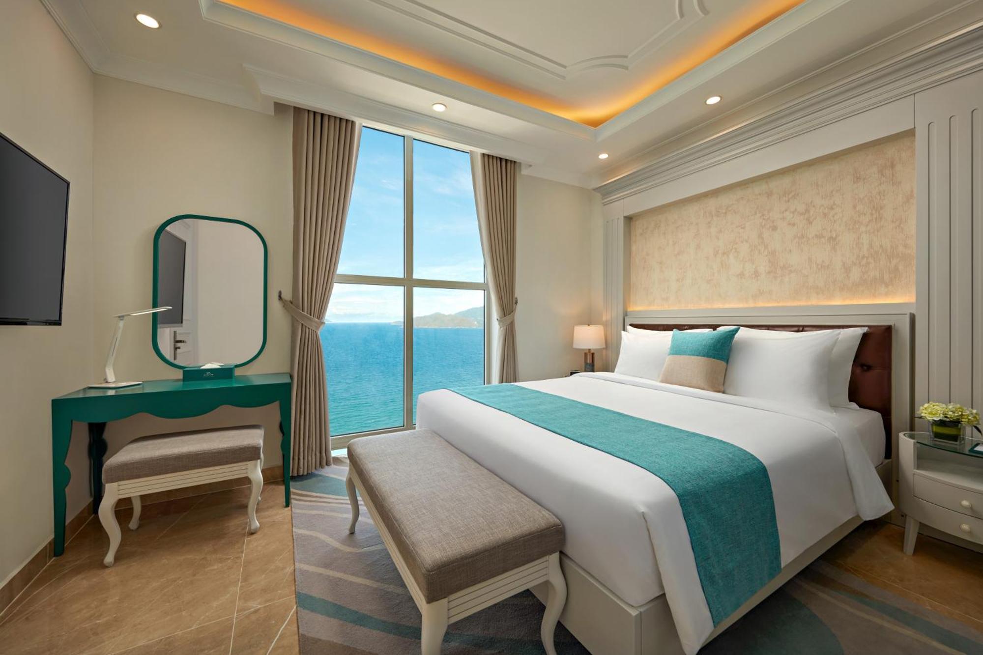 Family Suite with One Double Bed and Two Single Beds