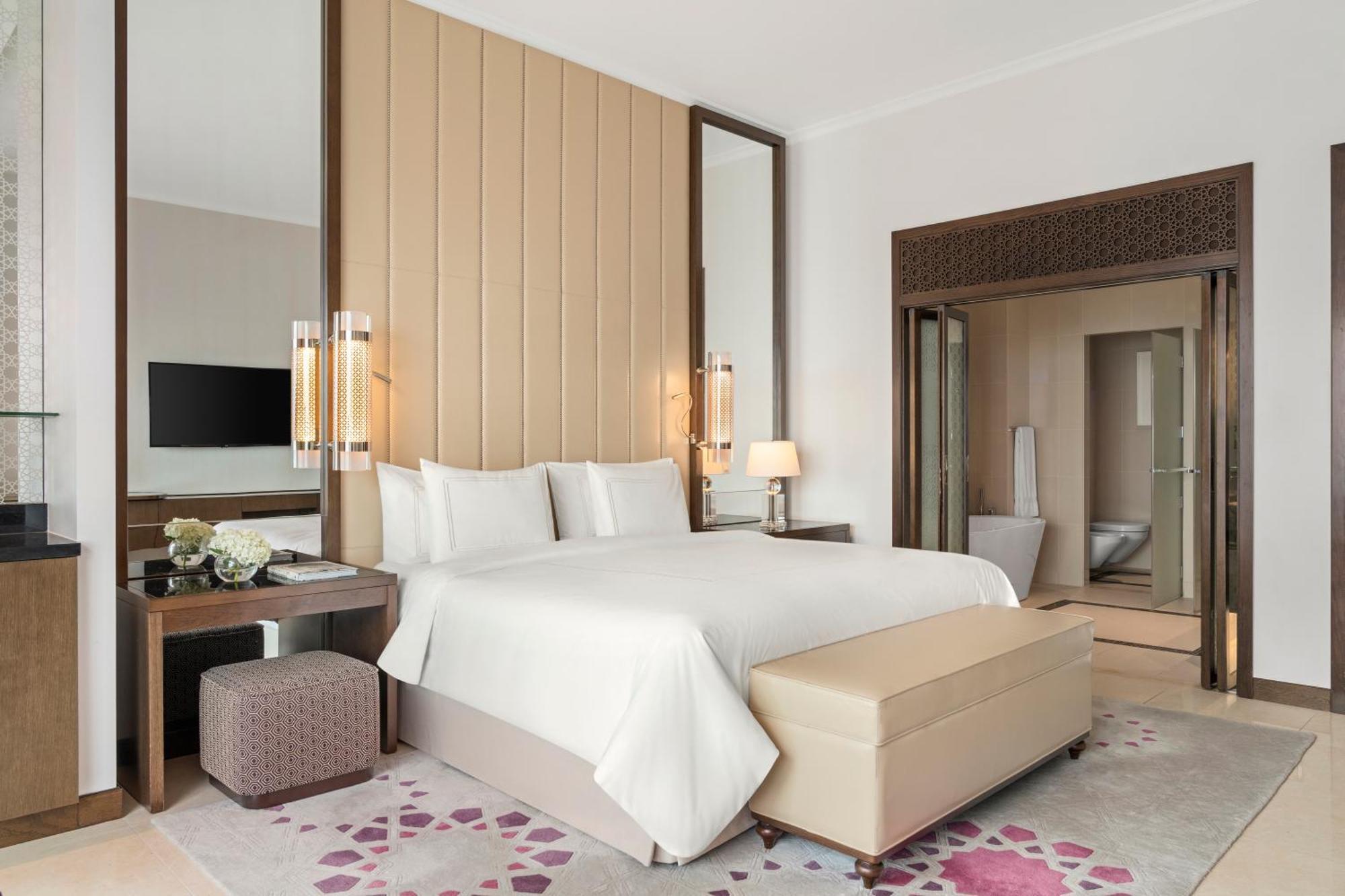 Two-Bedroom Deluxe Family Suite
