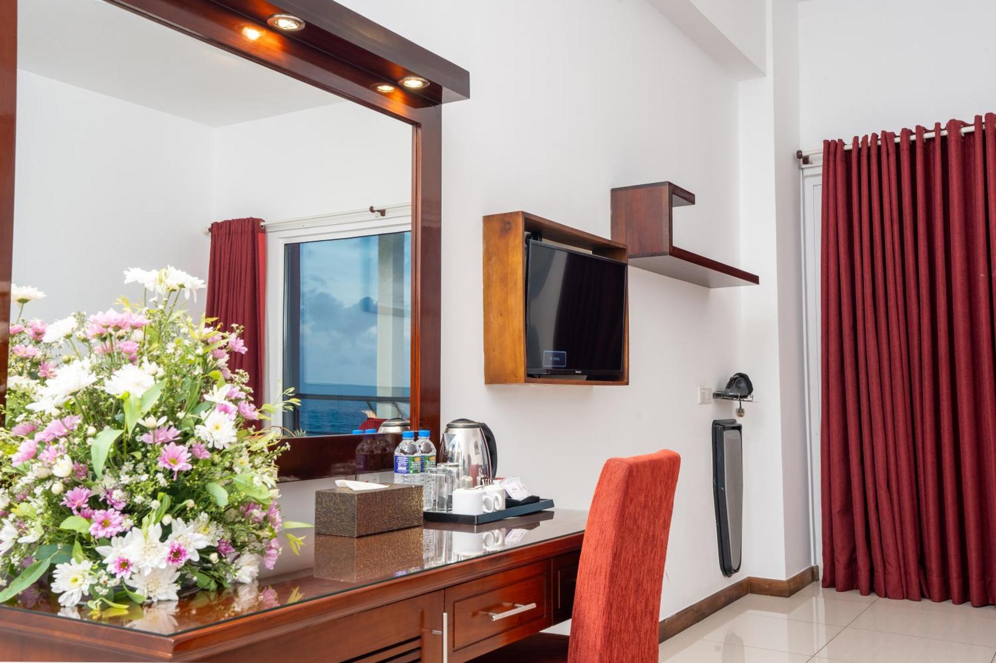 Deluxe Twin Room Ocean View