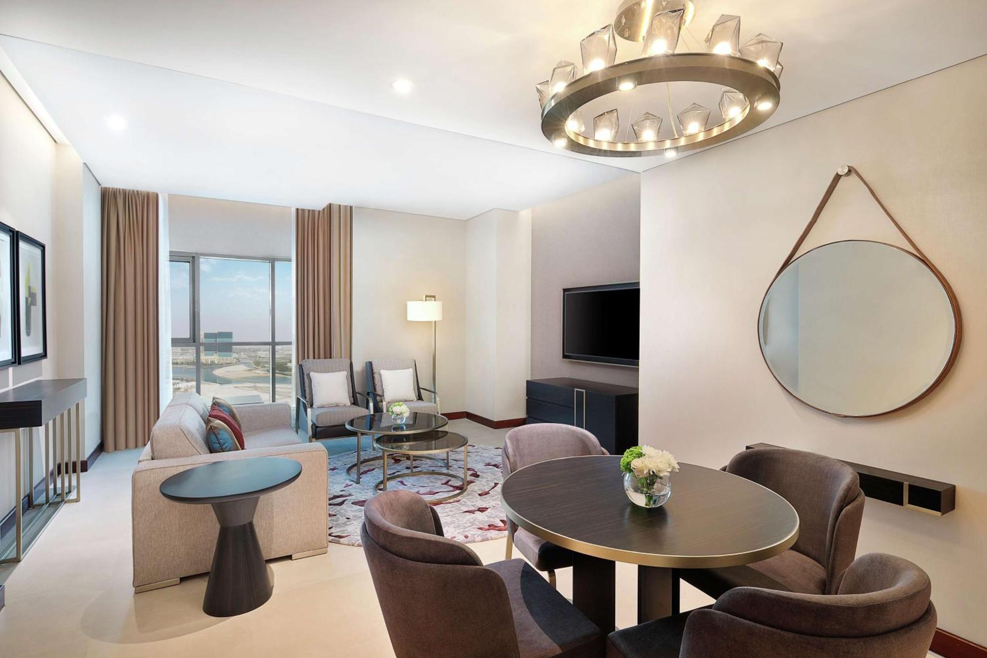 Superior Suite met 1 Slaapkamer, Balkon en Uitzicht op Zee