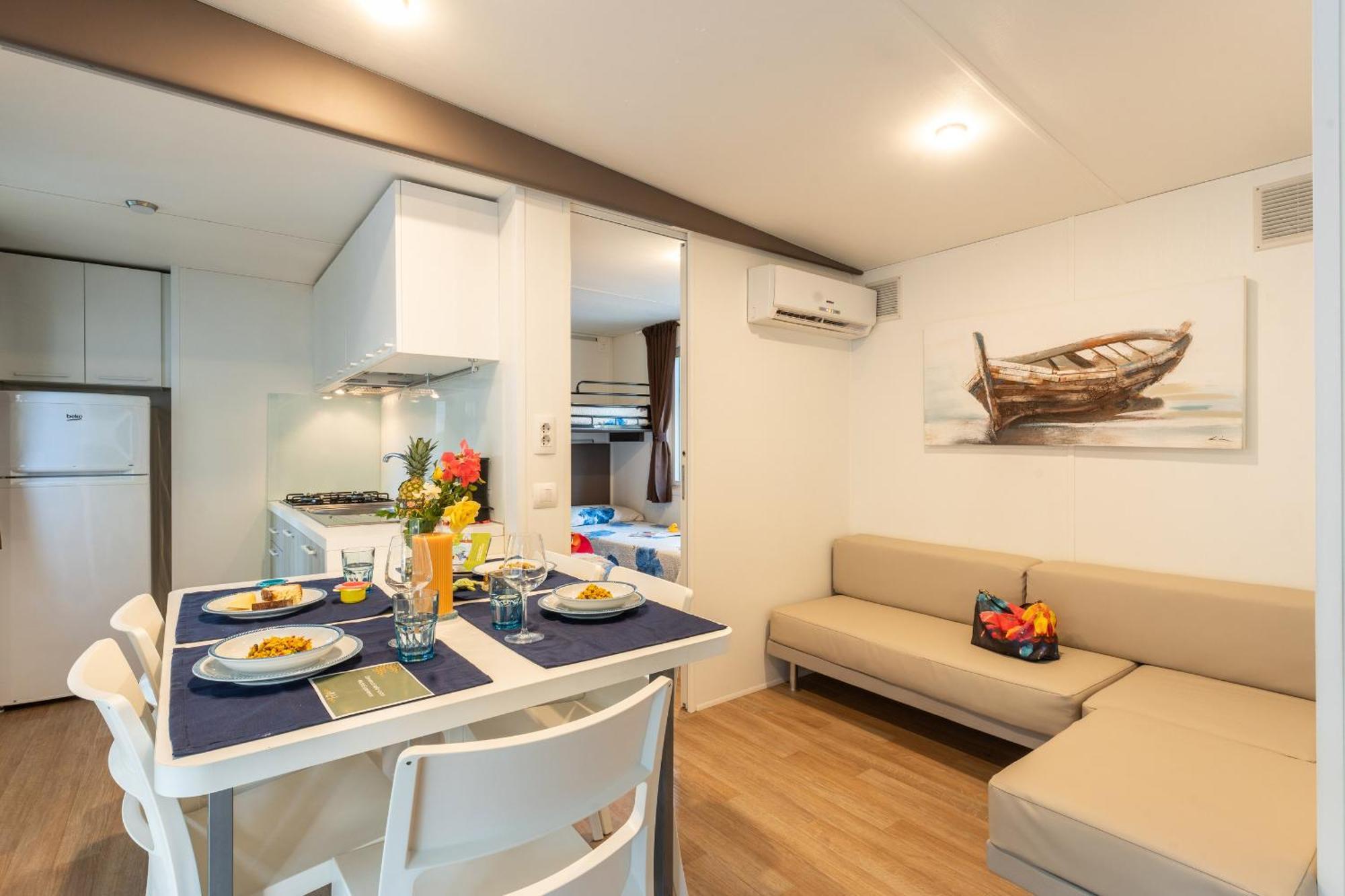 Mobile Home,1687478010:JPEG