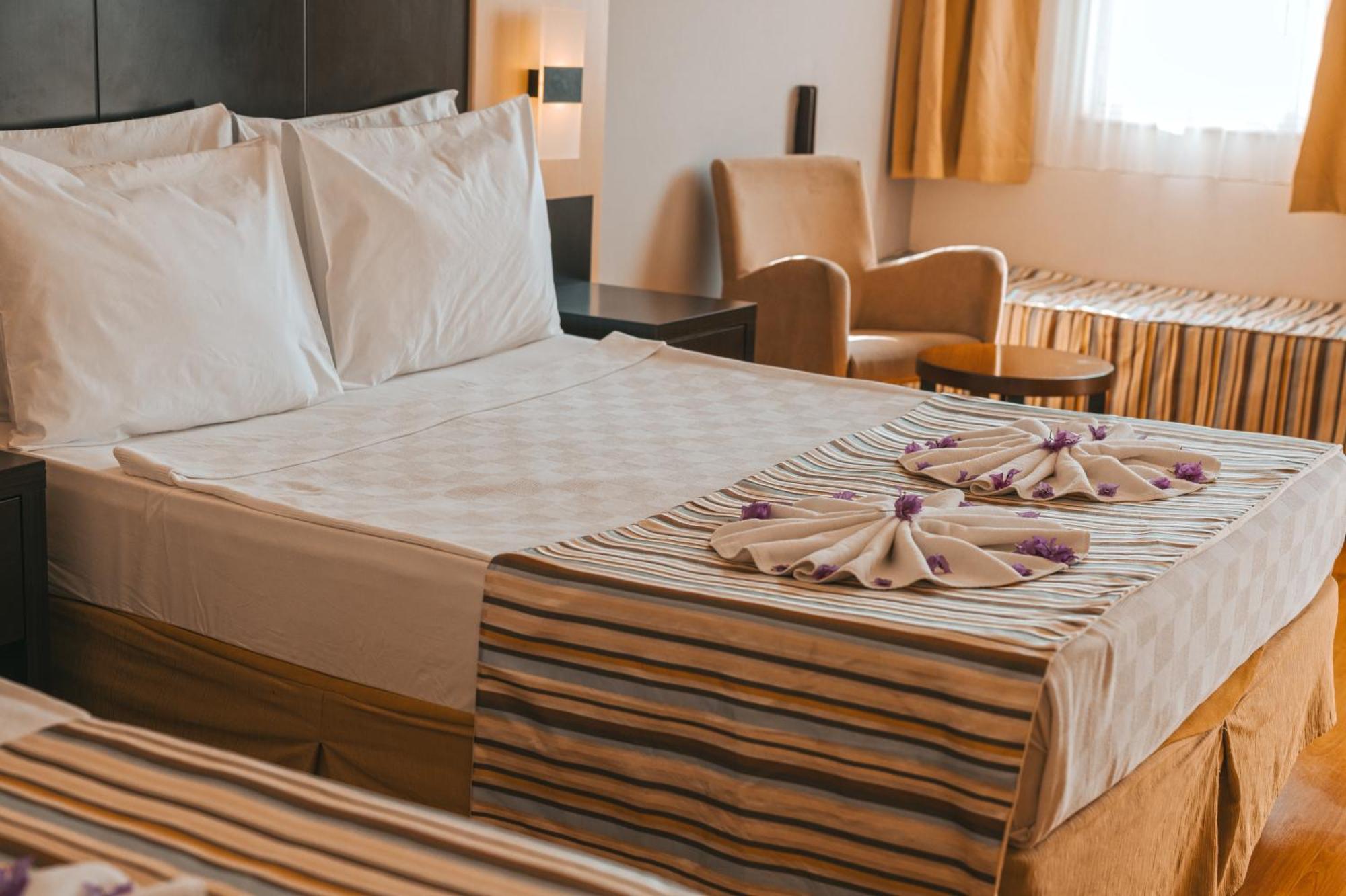 Standard Single Room,1687611778:JPEG