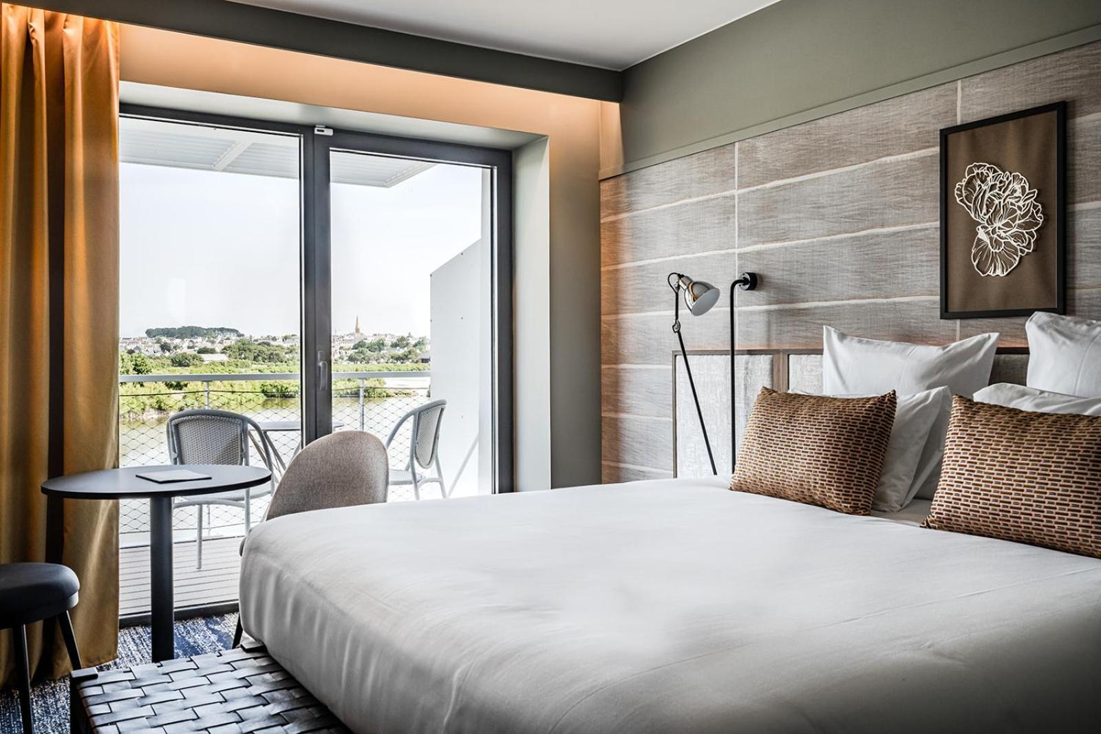 Superior Double Room Salines view