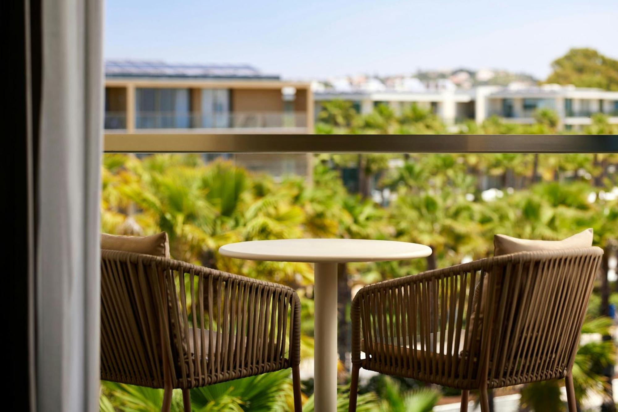 Two-Bedroom Presidential Suite Balcony Sea View Club Lounge Access