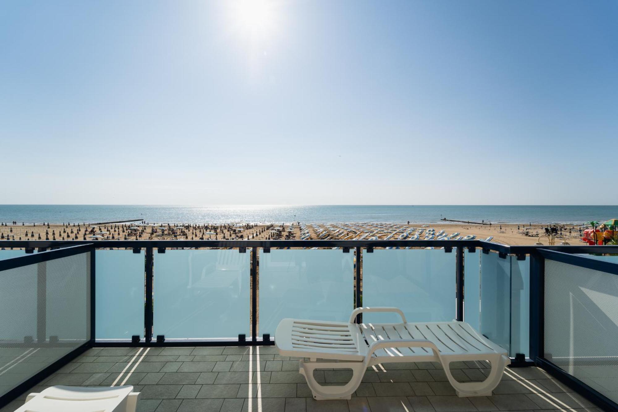 Deluxe Double Room Sea View