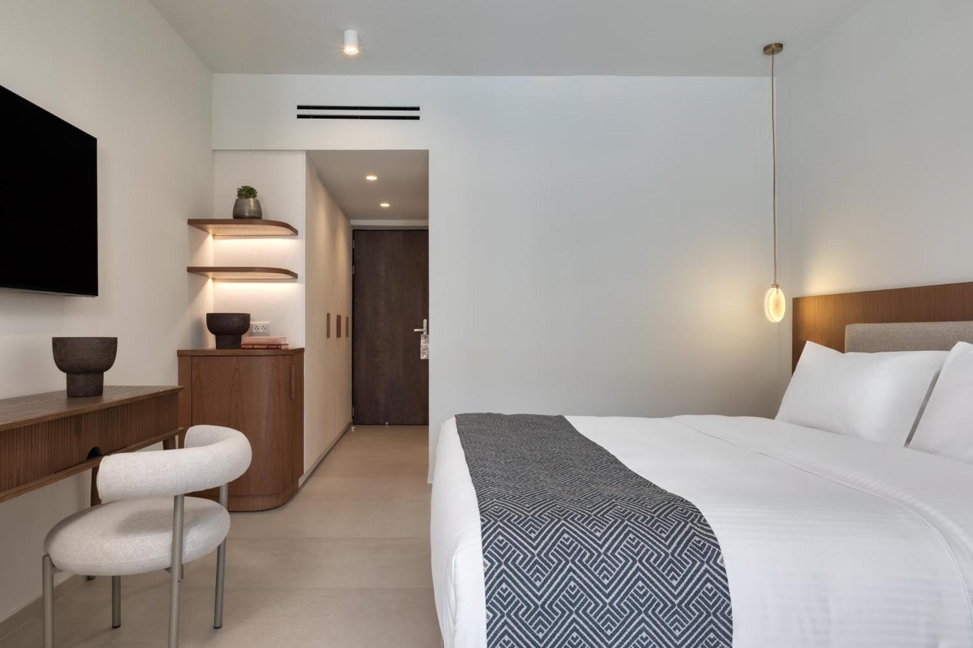Suite Junior con vistas al jardín y piscina privada