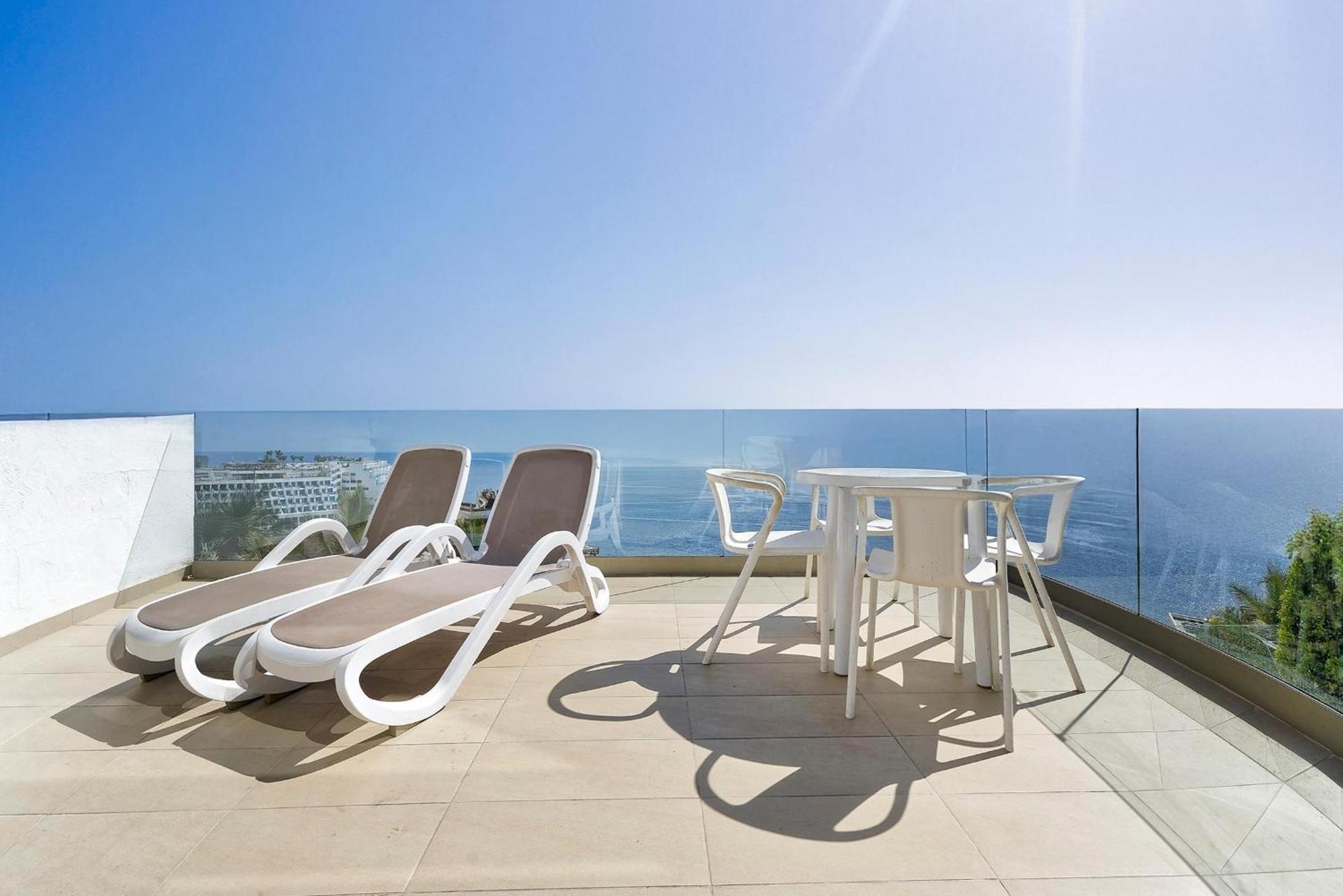 Classic Appartement met 1 Slaapkamer - Balkon en Uitzicht op Zee