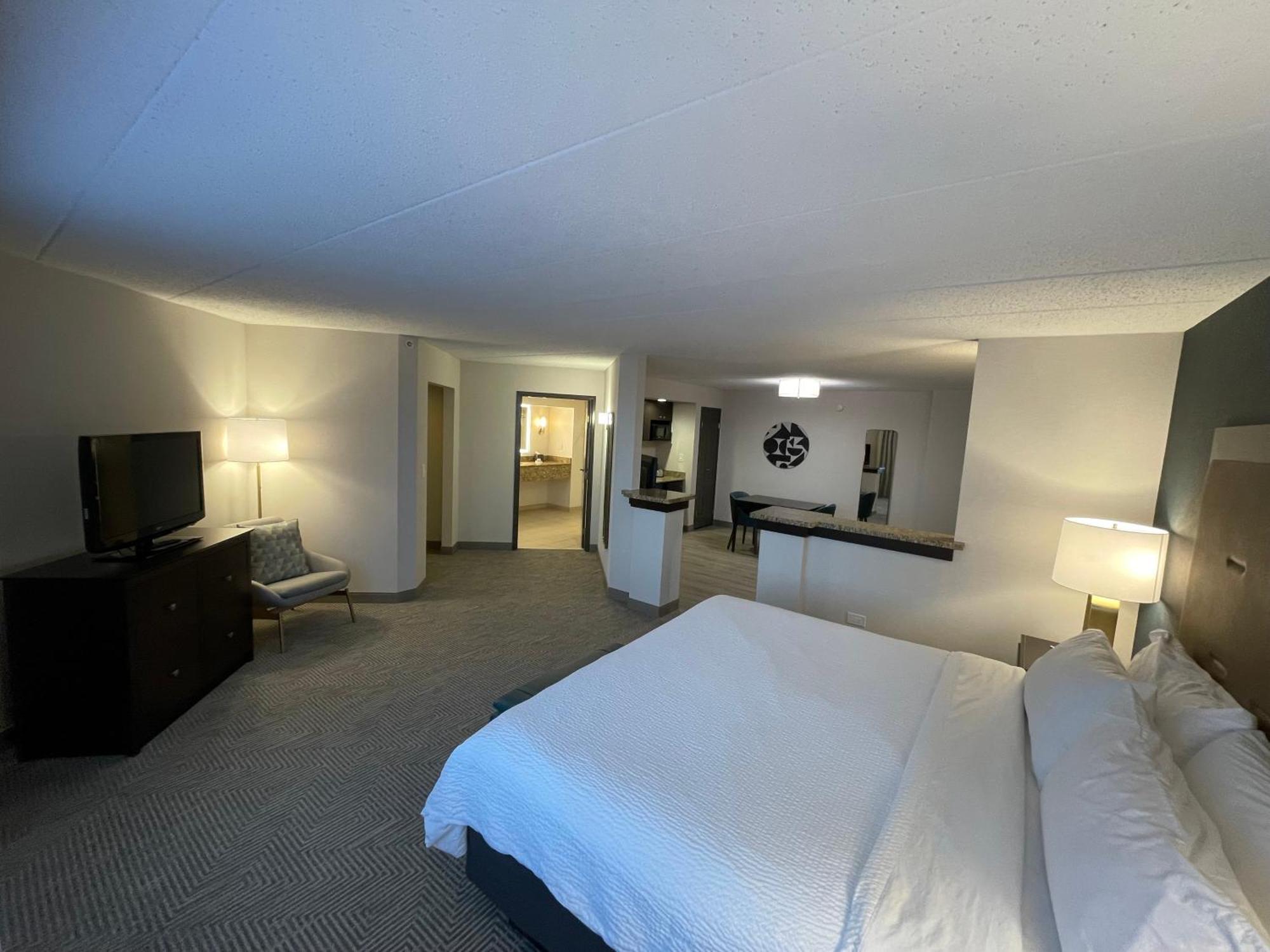 One-Bedroom Suite