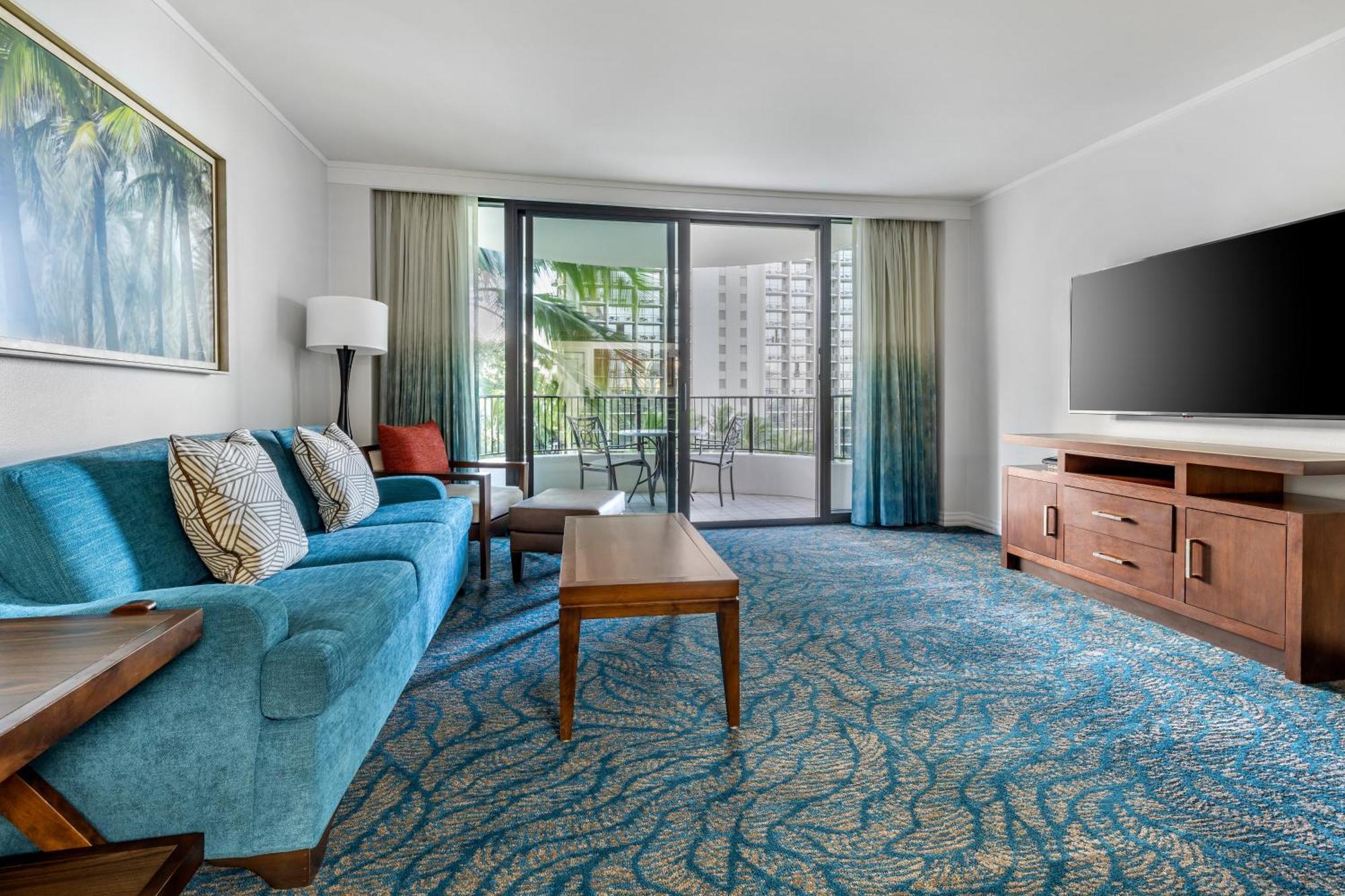 One-Bedroom Suite Sofa Bed Ocean View Lagoon Tower