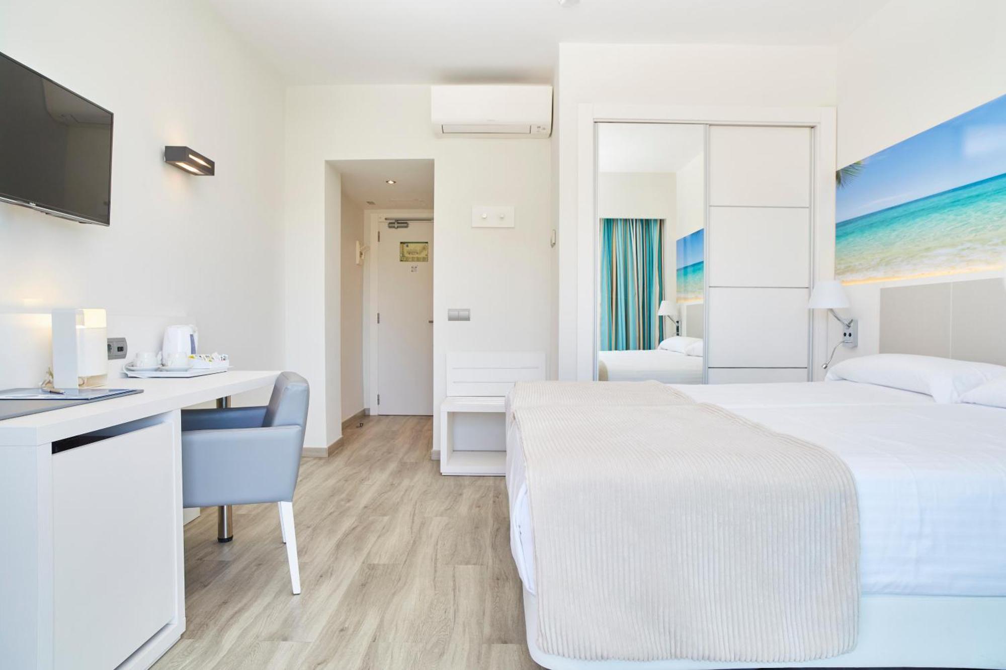 Premium Superior Double Room,1695318268:JPEG
