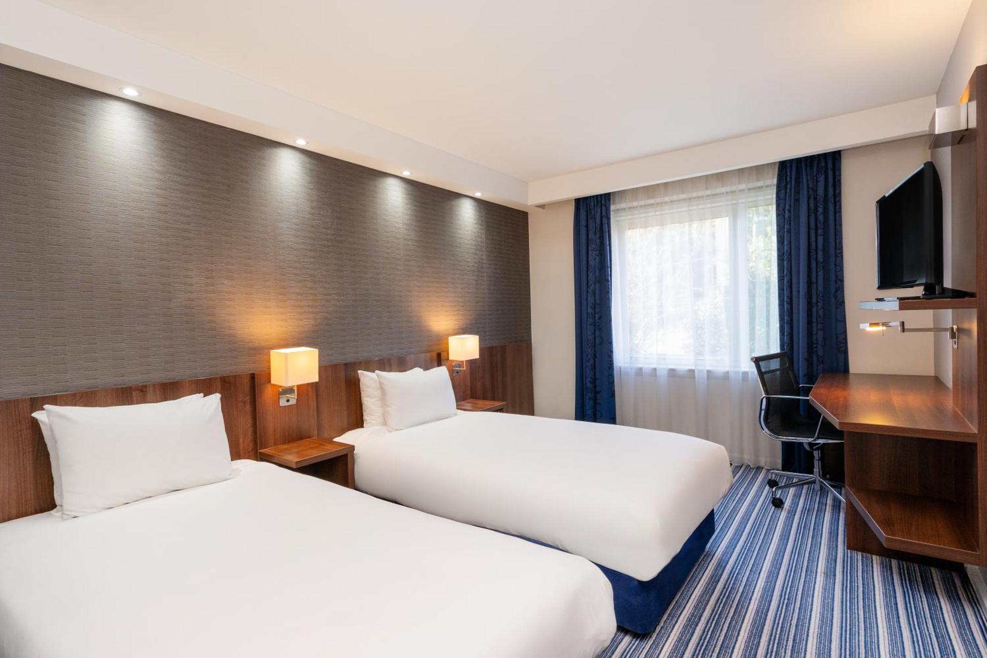 Standard Twin Room,1696622198:JPEG