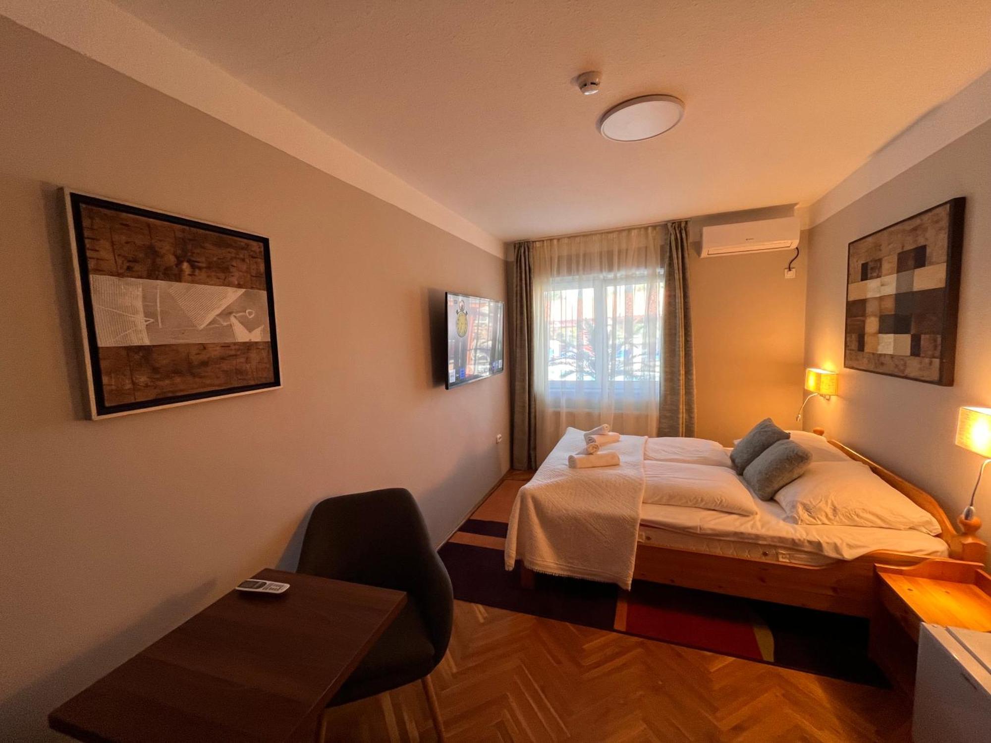 Economy Double Room