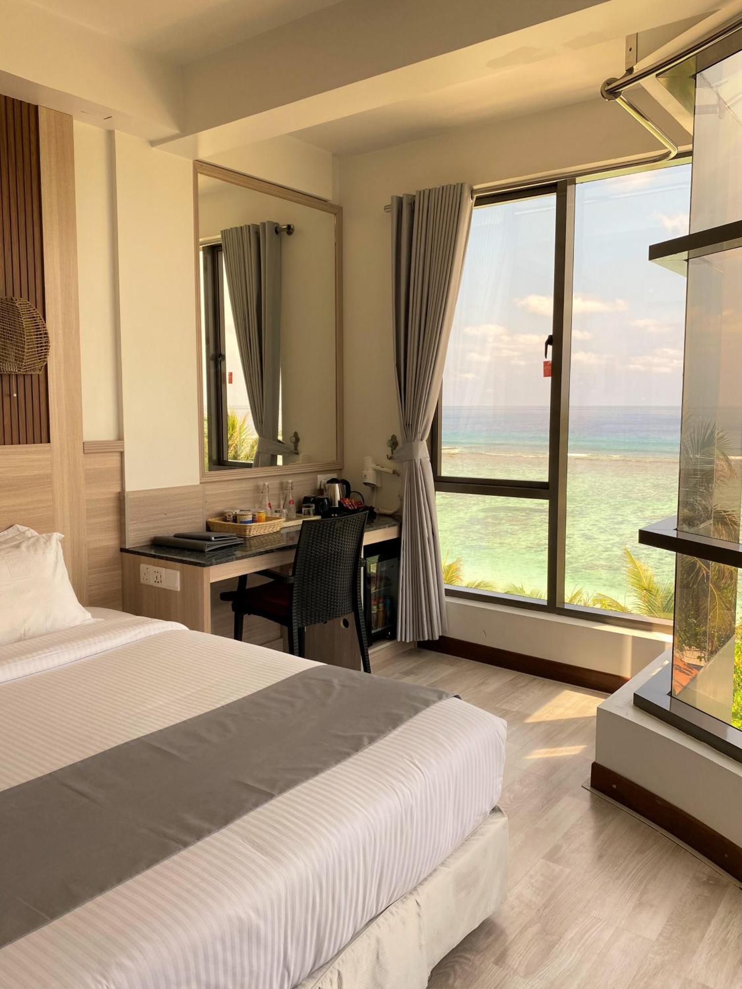 Queen Room Sea View,1699158502:JPEG