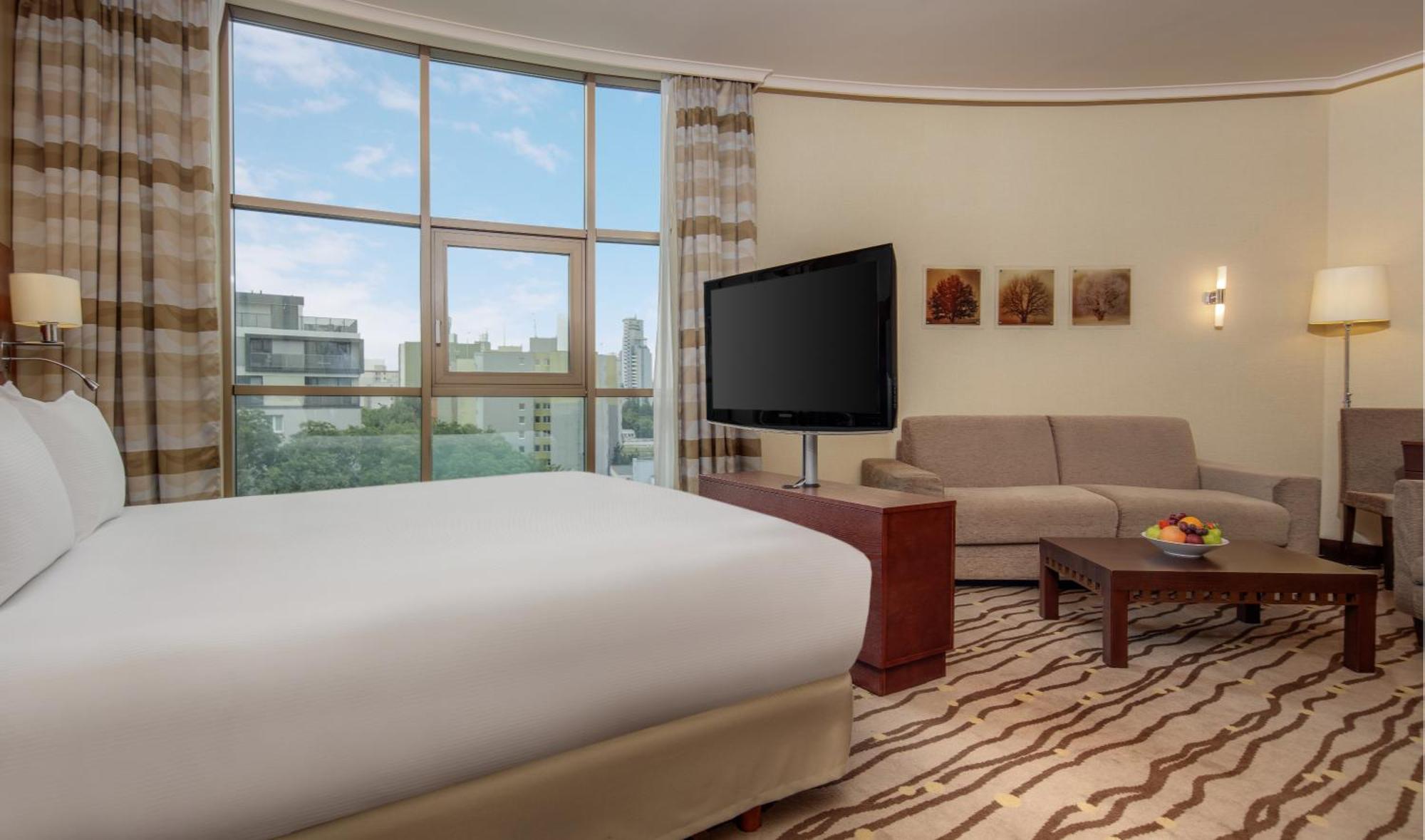 Deluxe King Room