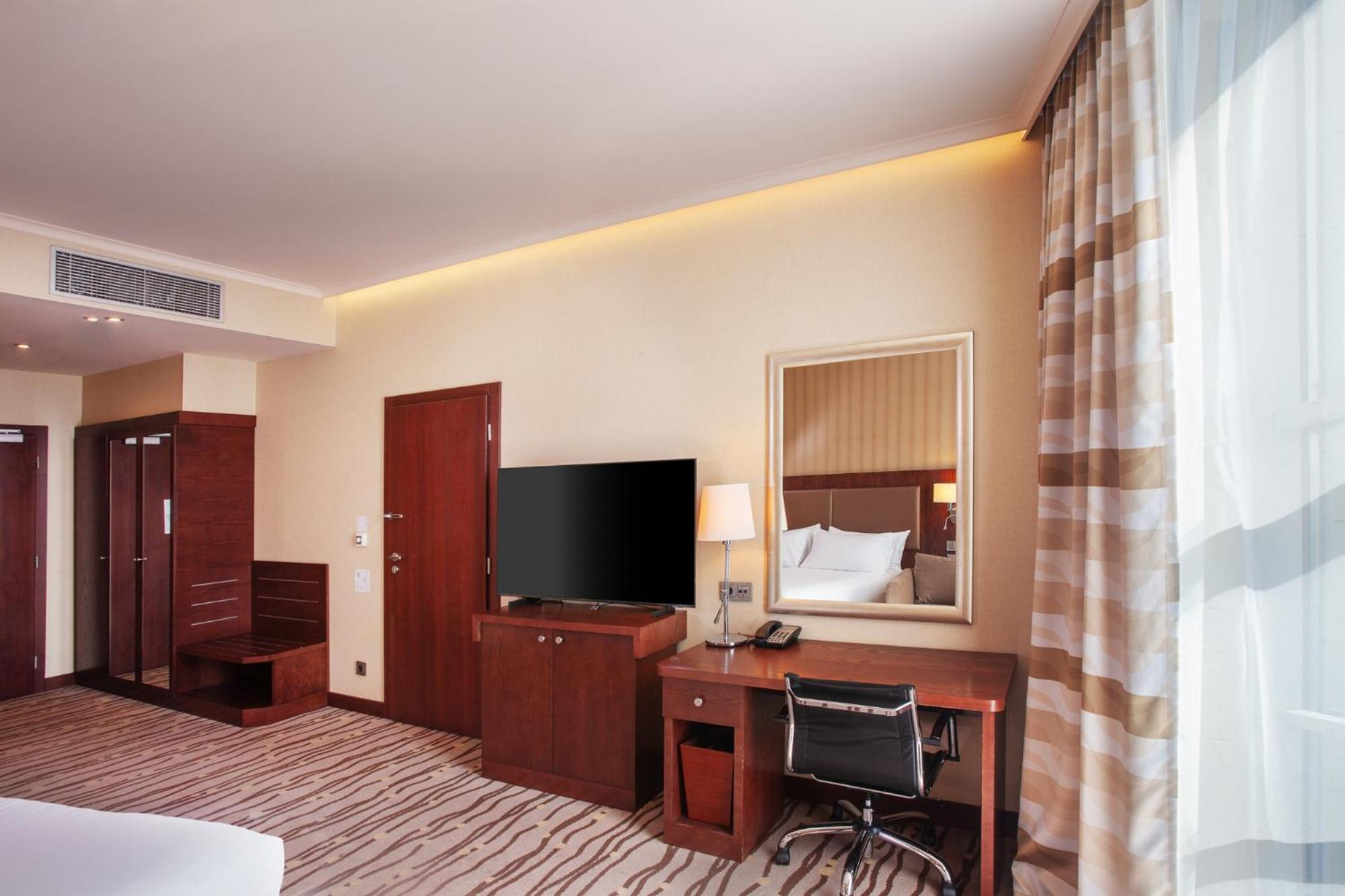 King Room Mobility Access