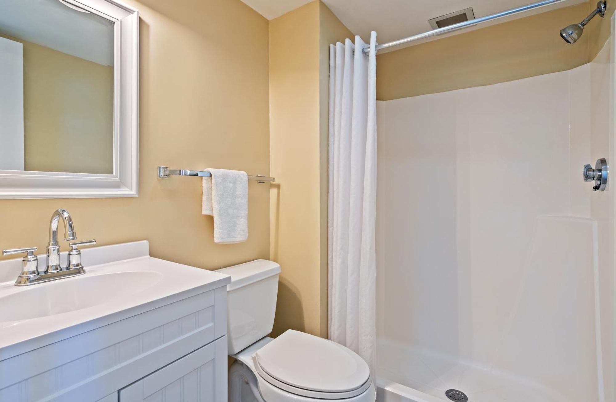 Queen Suite