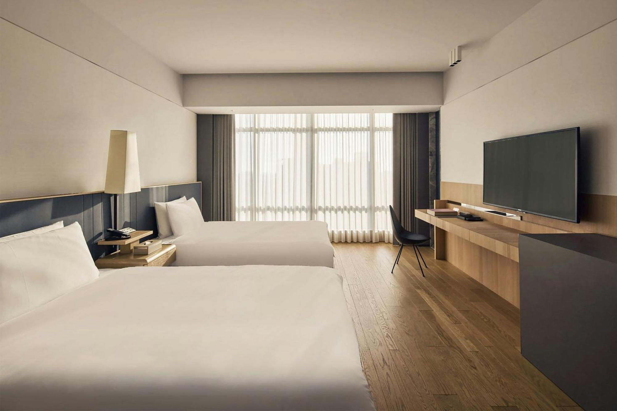 Deluxe Room Two Double Beds City View