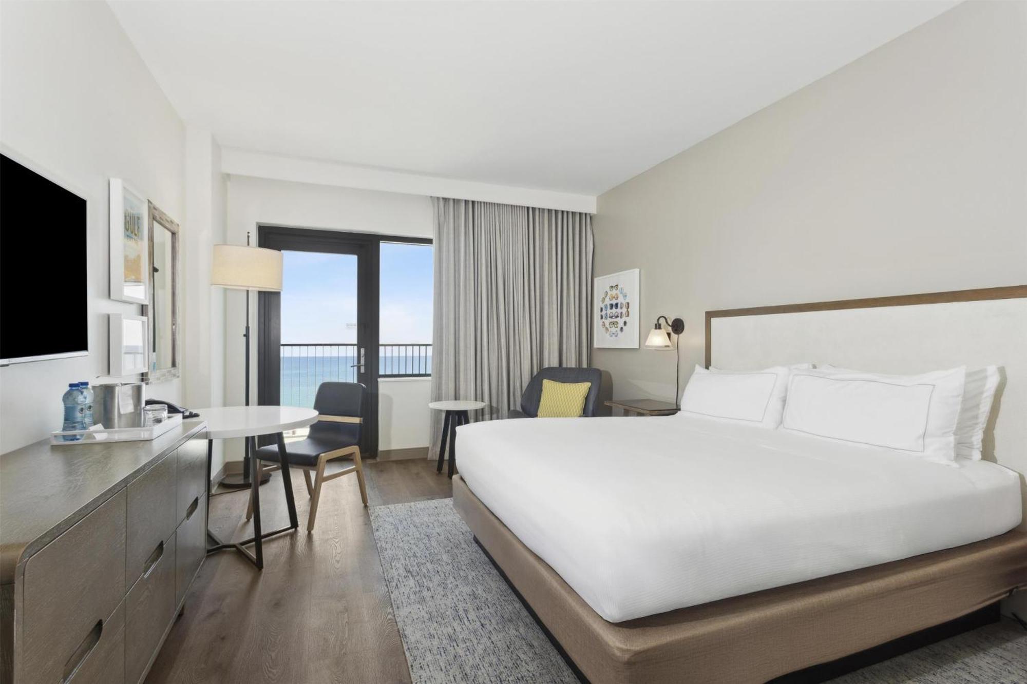 King Room with Bunk Beds and Balcony,1699139522:JPEG