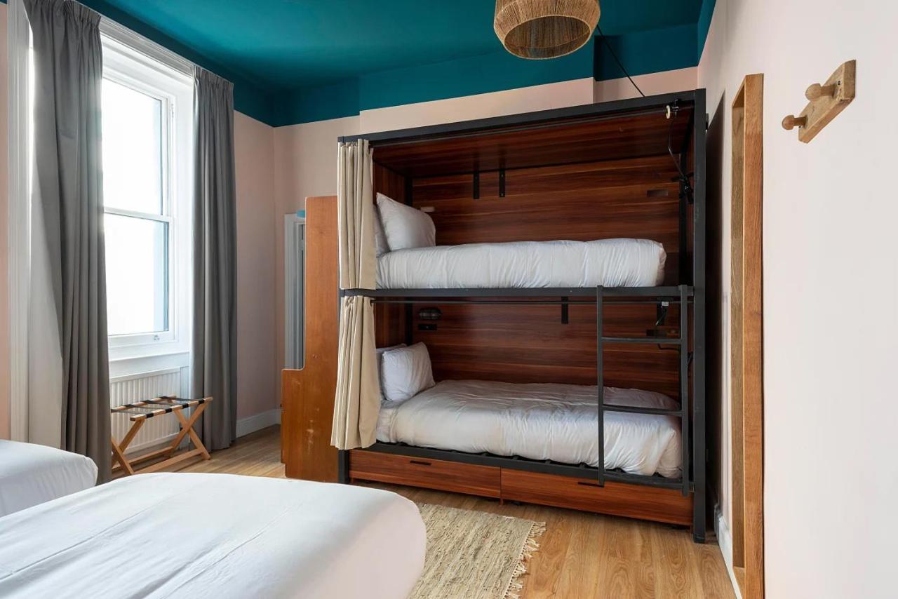 Classic Quadruple Room