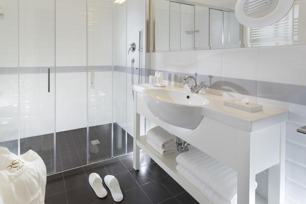 Junior Suite mit Poolblick