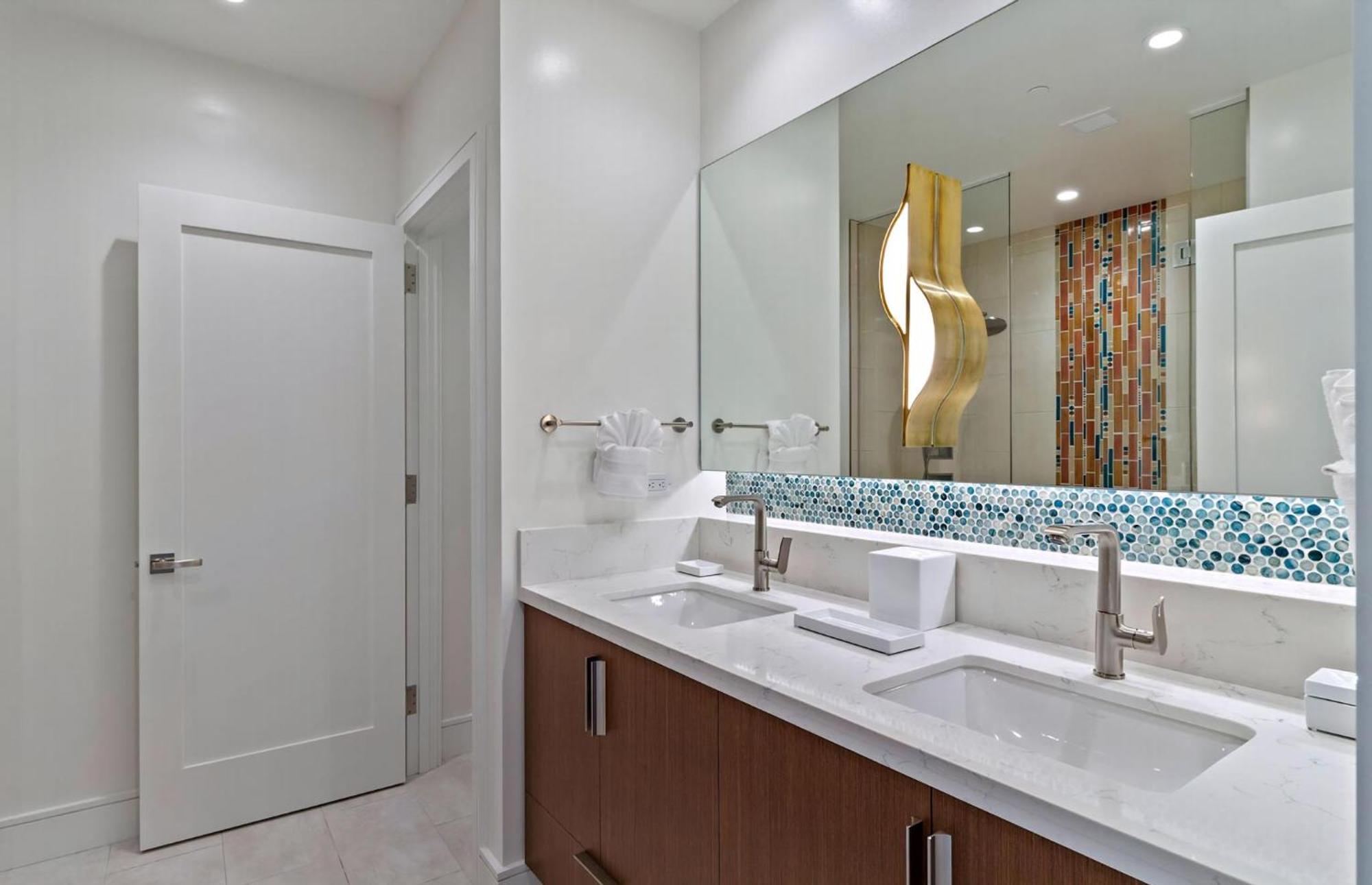 Three-Bedroom Upper Floor Villa