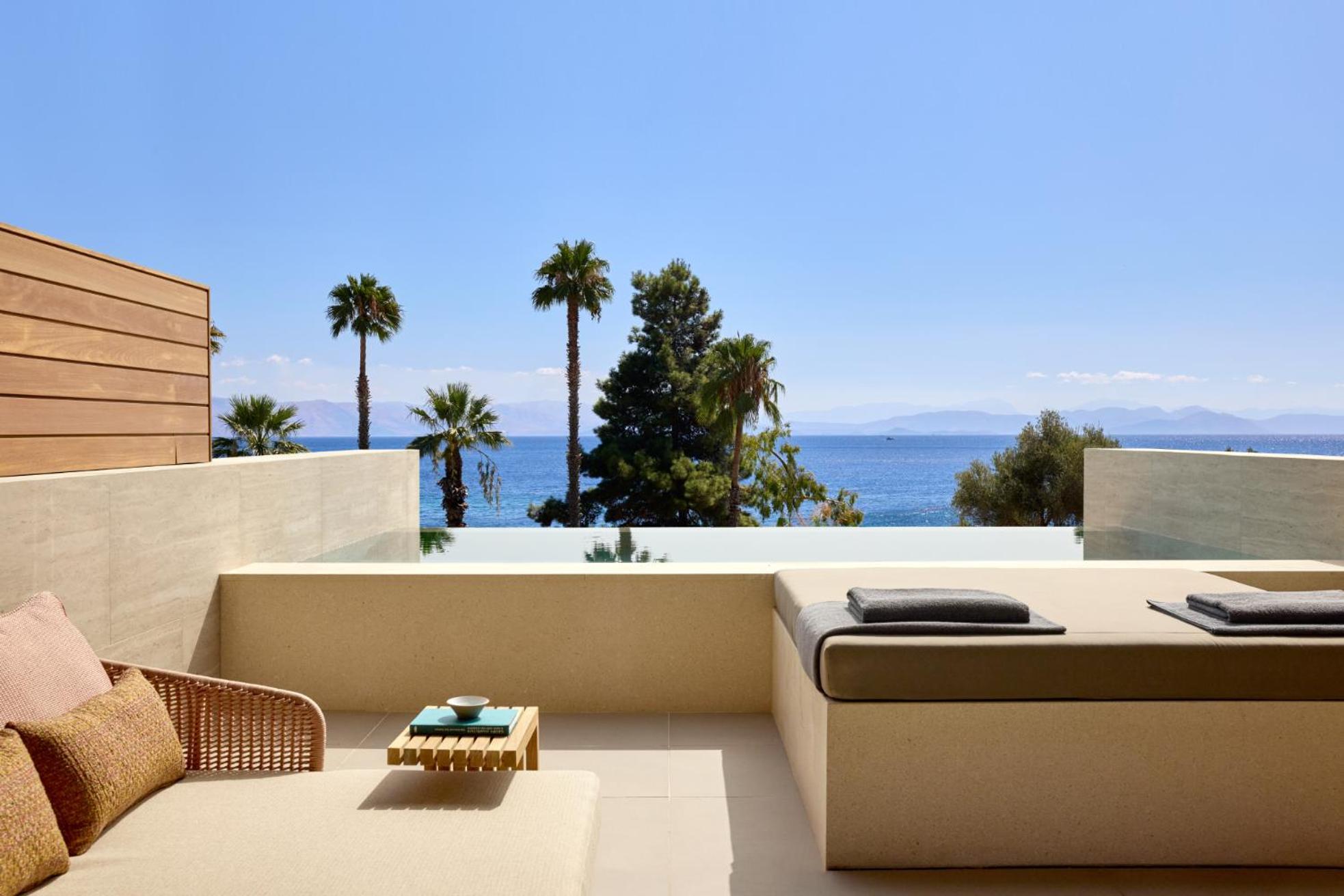 Deluxe Double Room Private Pool Front Sea View,1702025697:JPEG