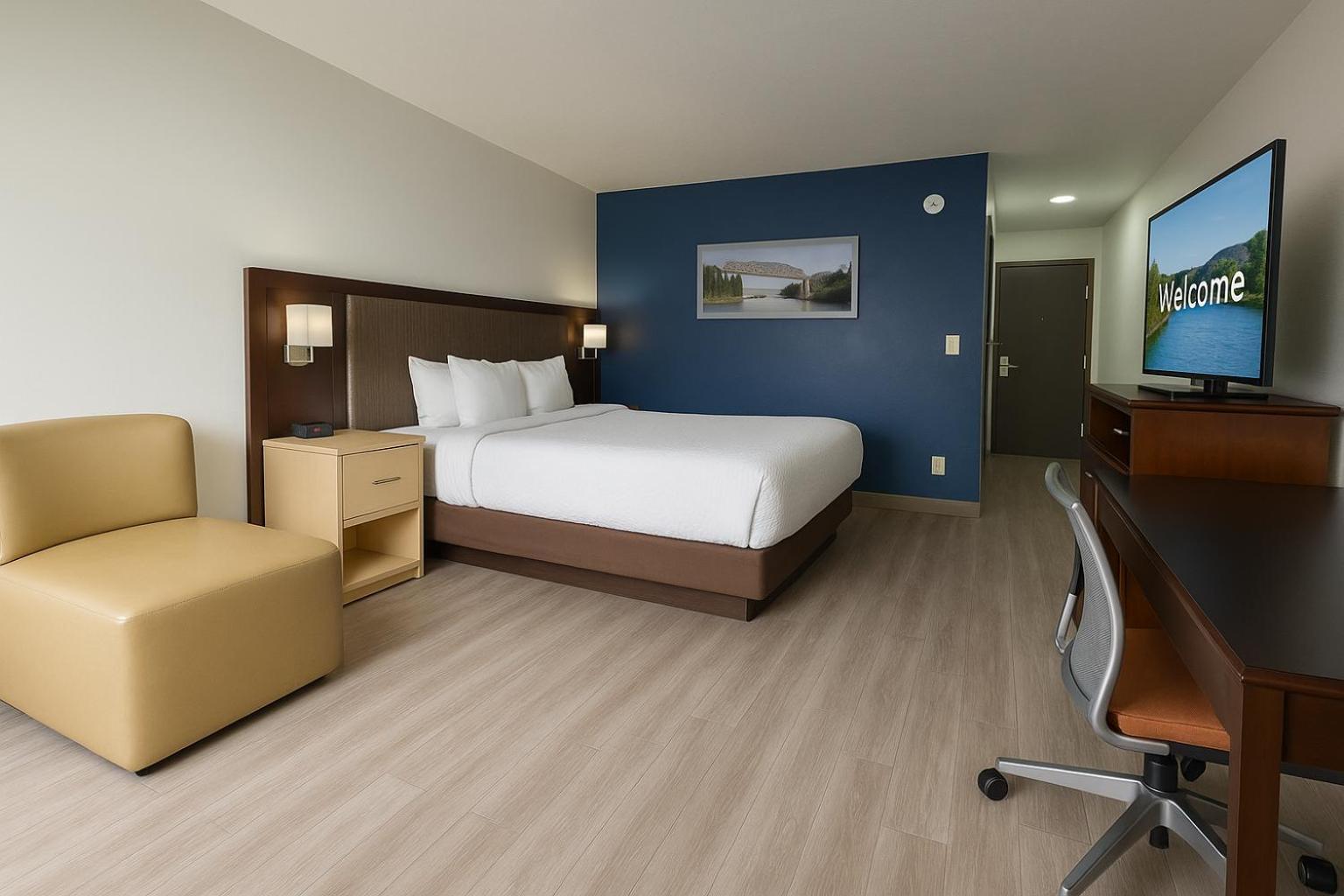 King Room with River View - Non smoking