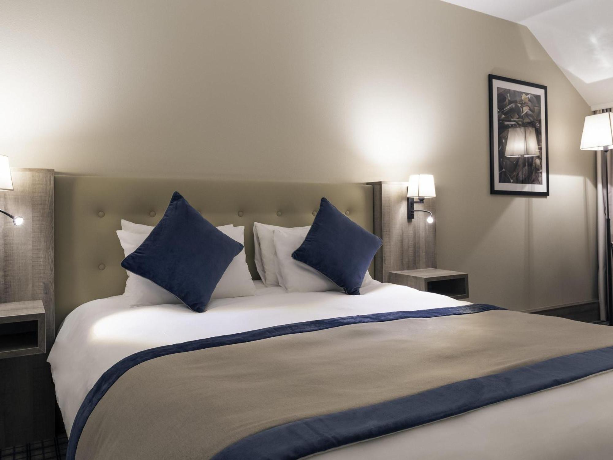 Classic Room One Double Bed or Two Single Beds,1729980152:JPEG