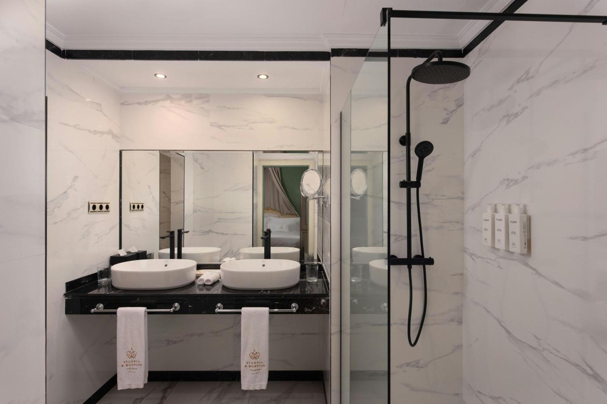 The Empress, 1 Bedroom Suite, 1 King, City view