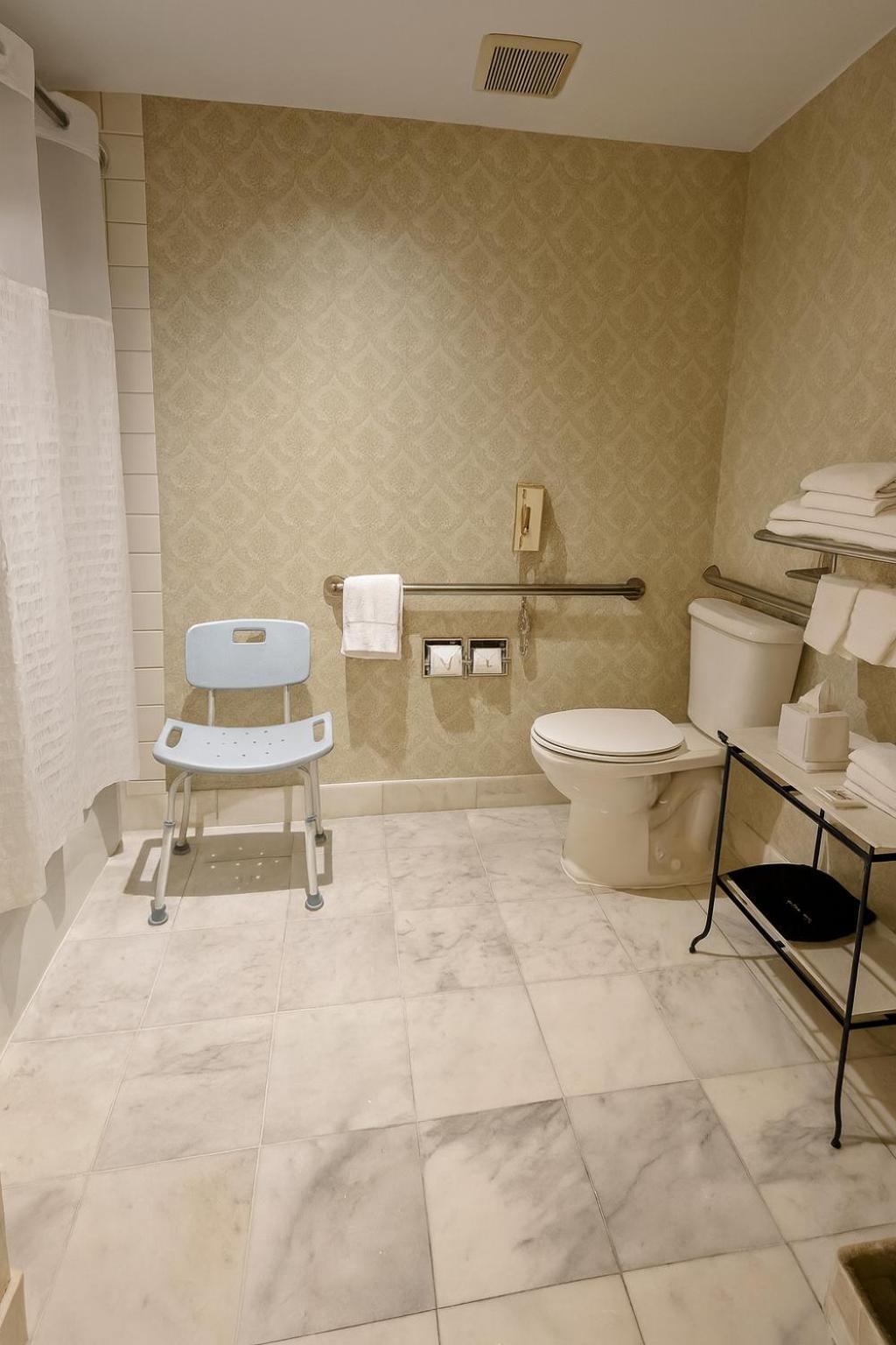 Habitación con 2 camas grandes - Adaptada para personas con discapacidad