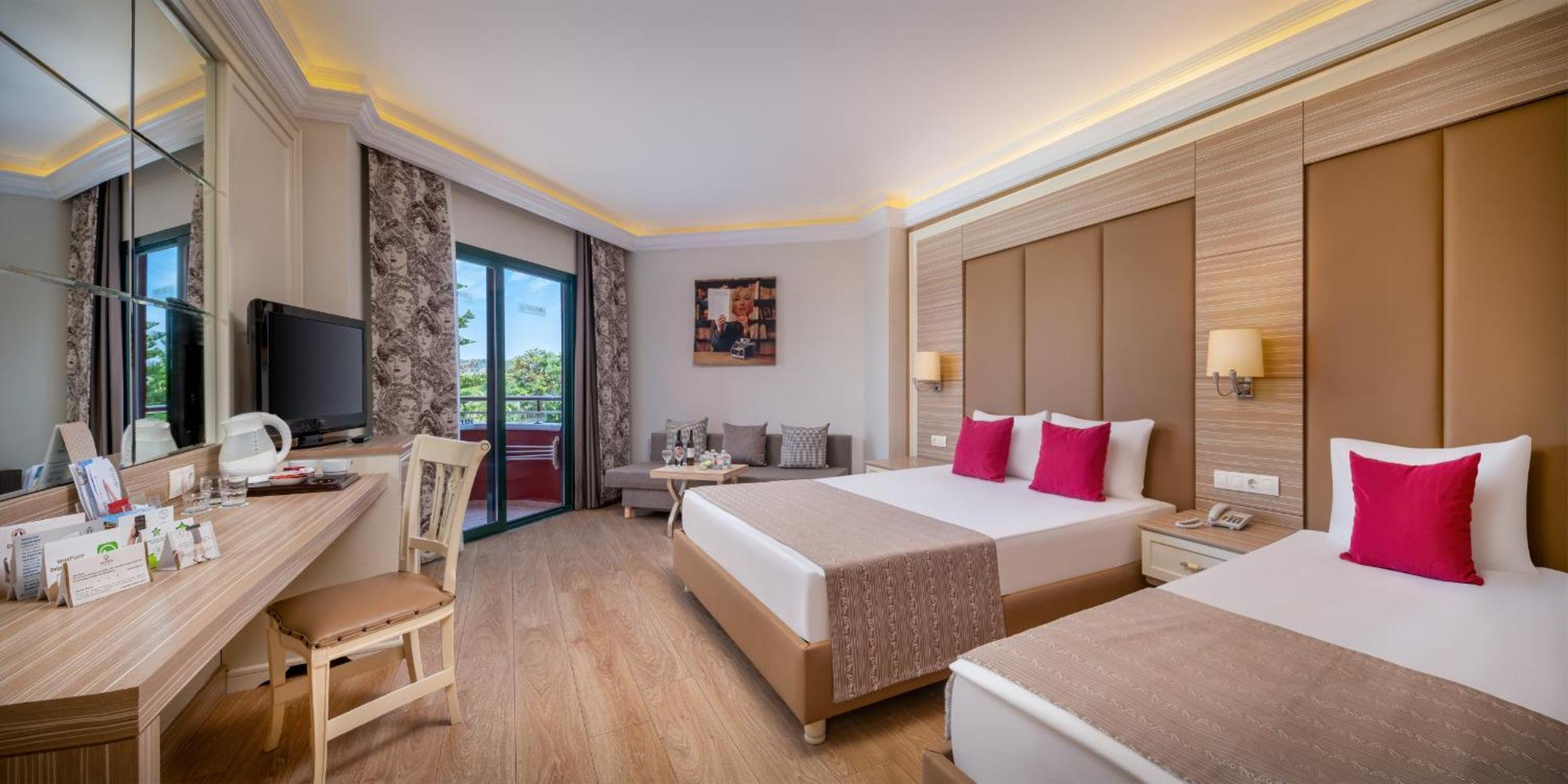 Standard Double or Twin Room Land View