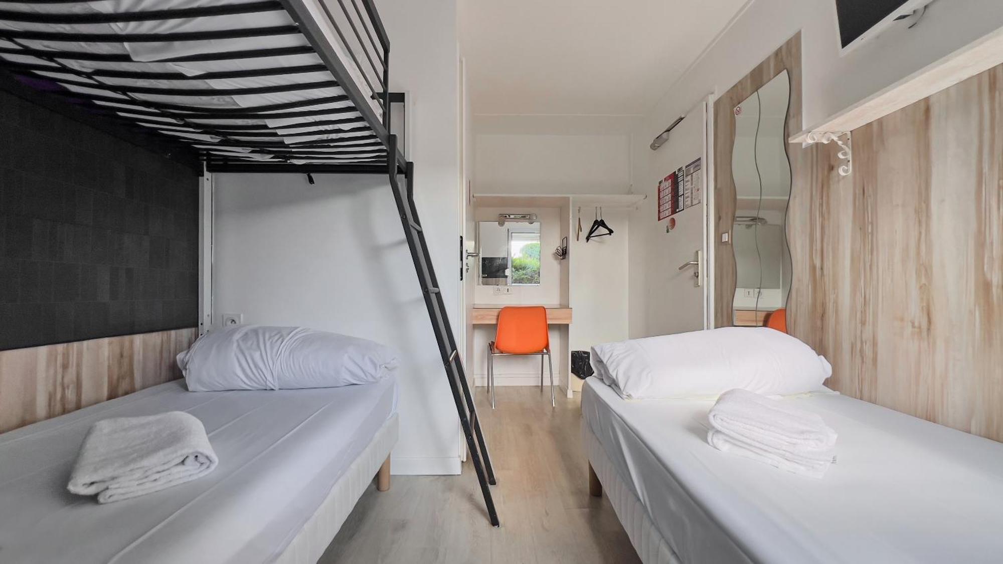 Triple Room,1705594404:JPEG