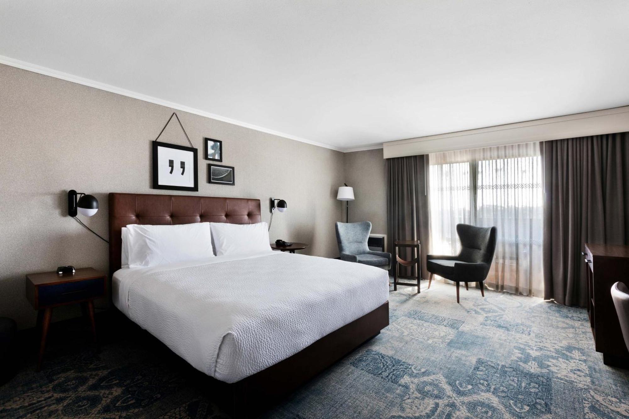 Guest Room, 1 King