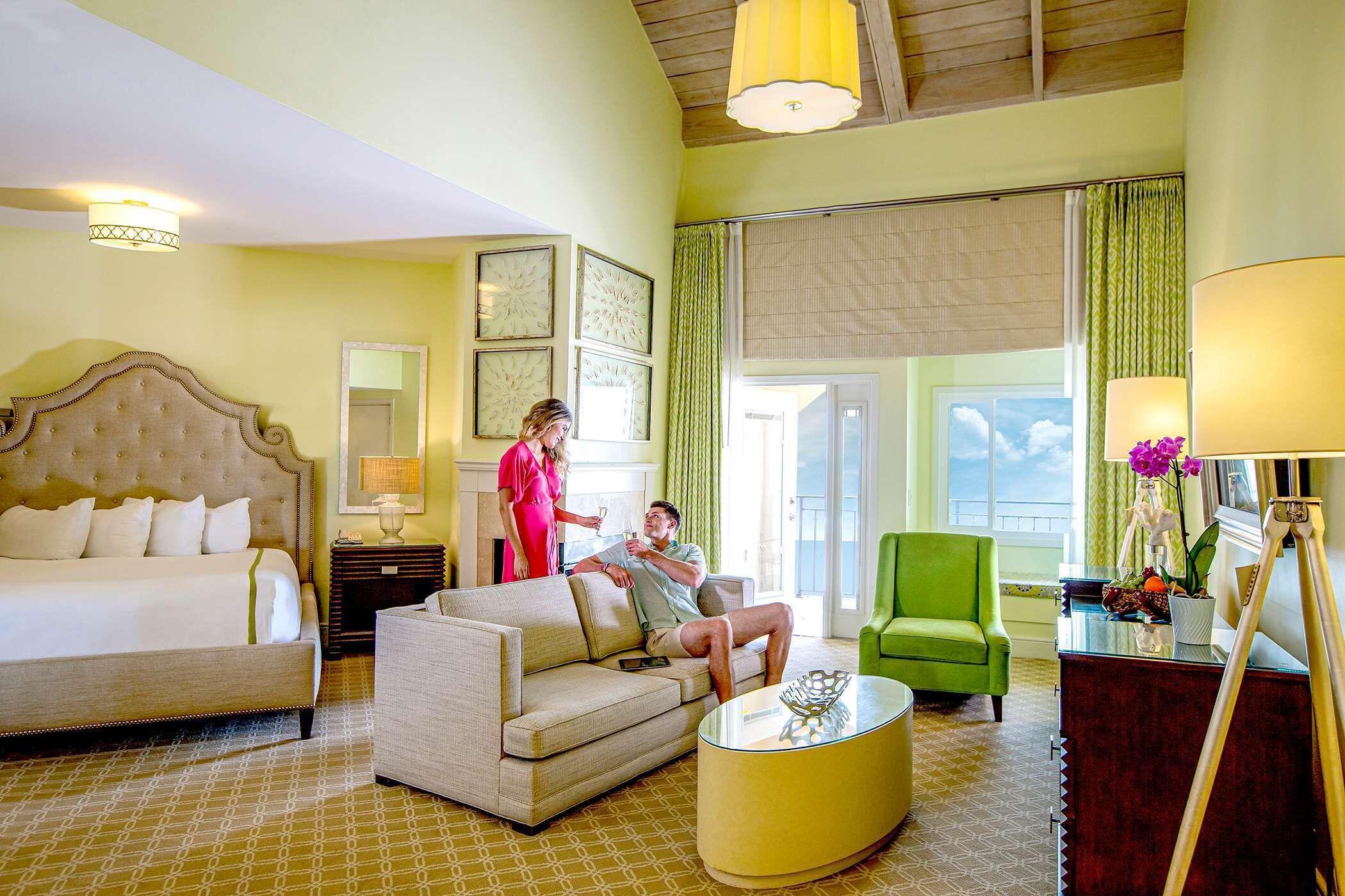King Suite Sofa Bed Ocean View