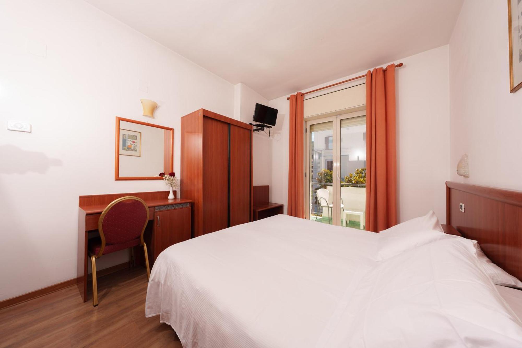 Standard Doppel-/Zweibettzimmer mit Bergblick