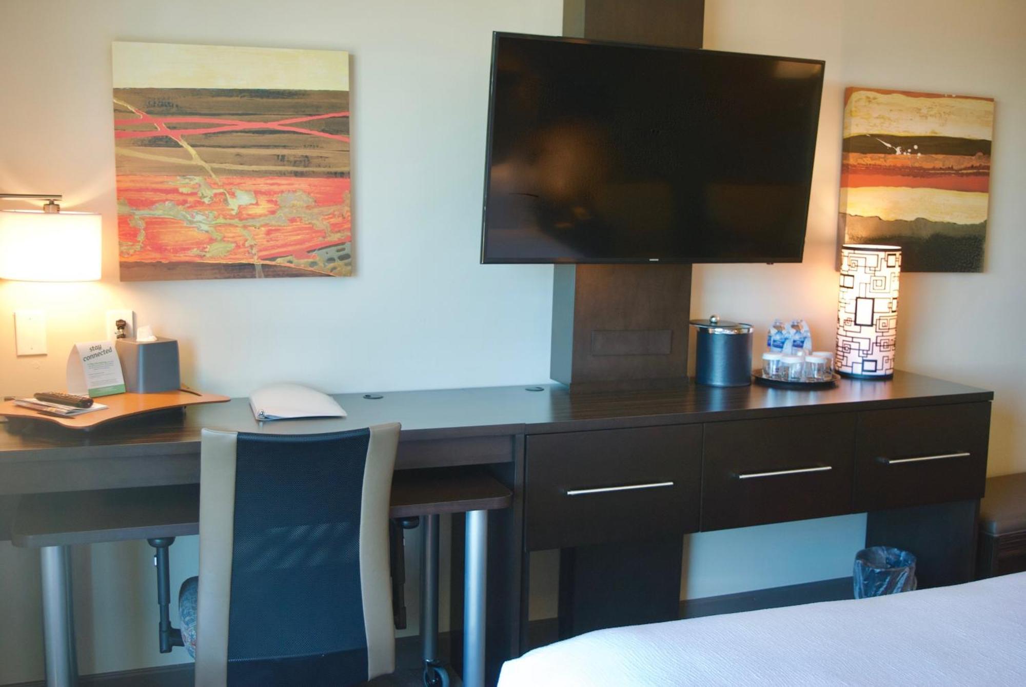 Standard Room Two Queen Beds