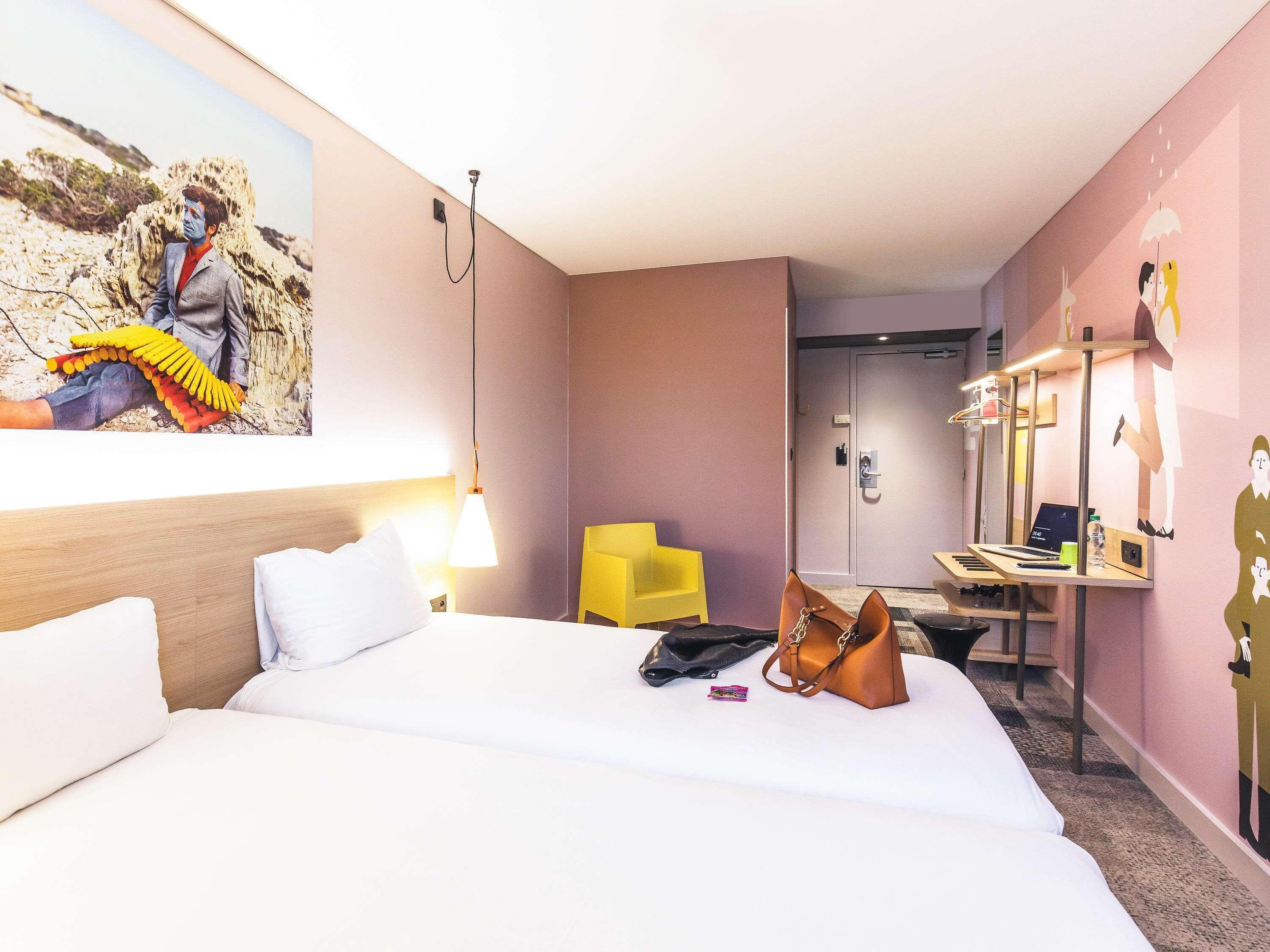 Standard Twin Room,1704982492:JPEG