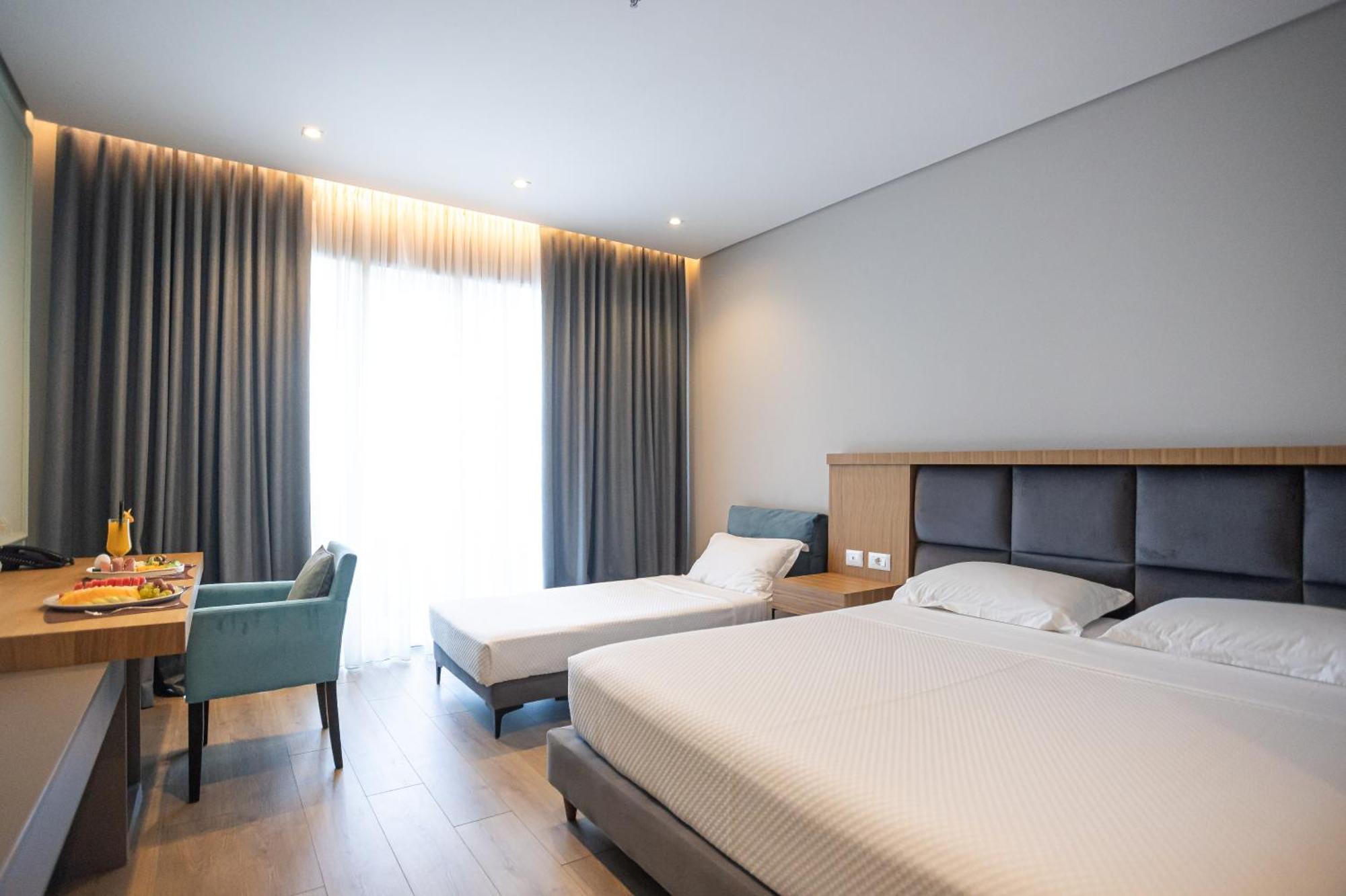 King Room Mountain View