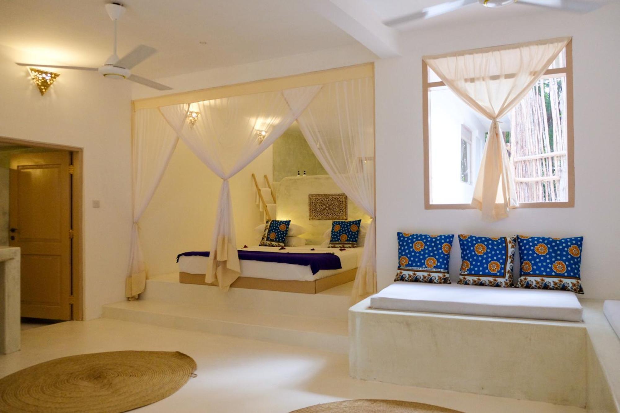 Beachfront Room Max 5 guests