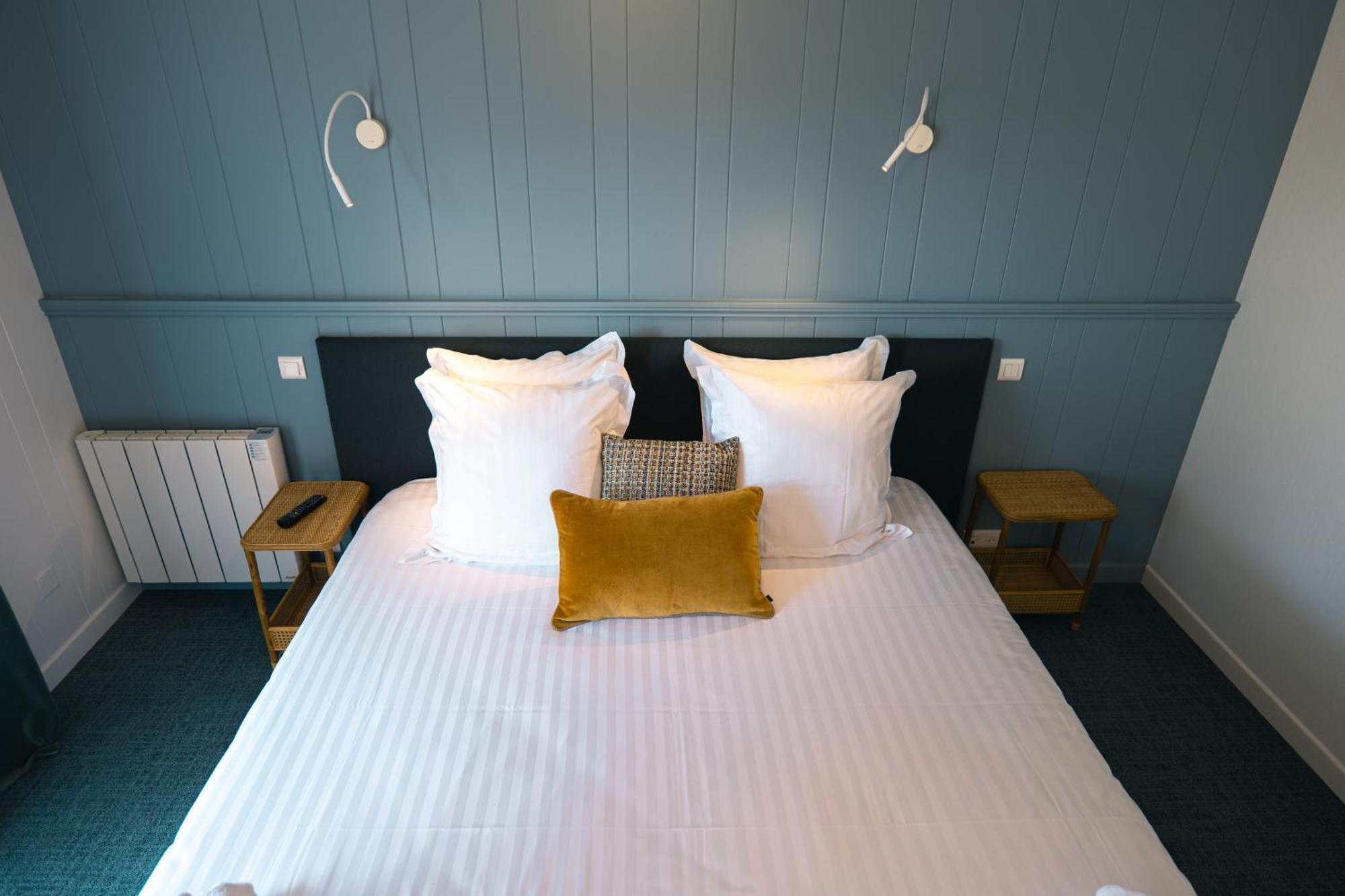 Superior Double Room,1716973987:JPEG