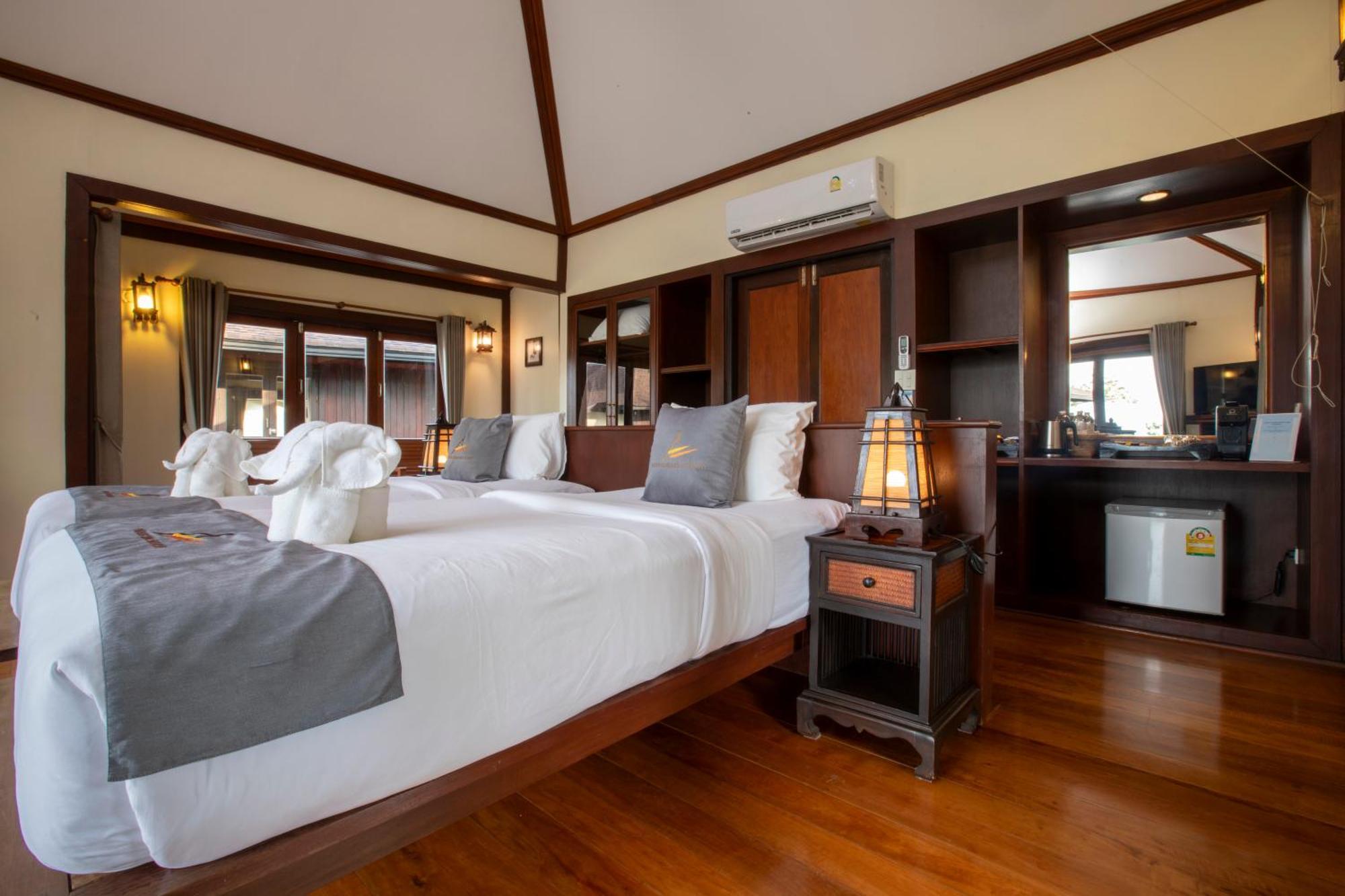 Deluxe Family Villa 2nd Row