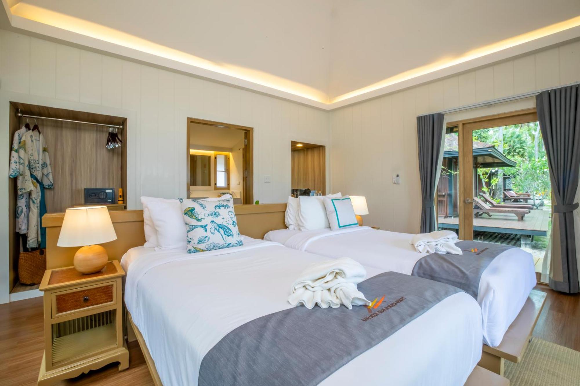 Premier Villa Twin 2nd Row