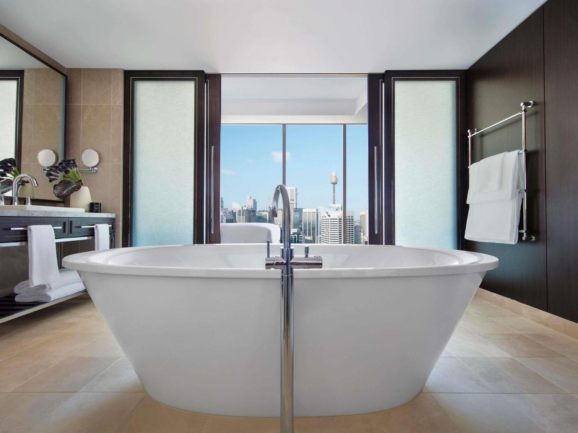 Suite Bellerive avec 1 Lit King-Size et Accès au Club Millésime - Vue sur Port