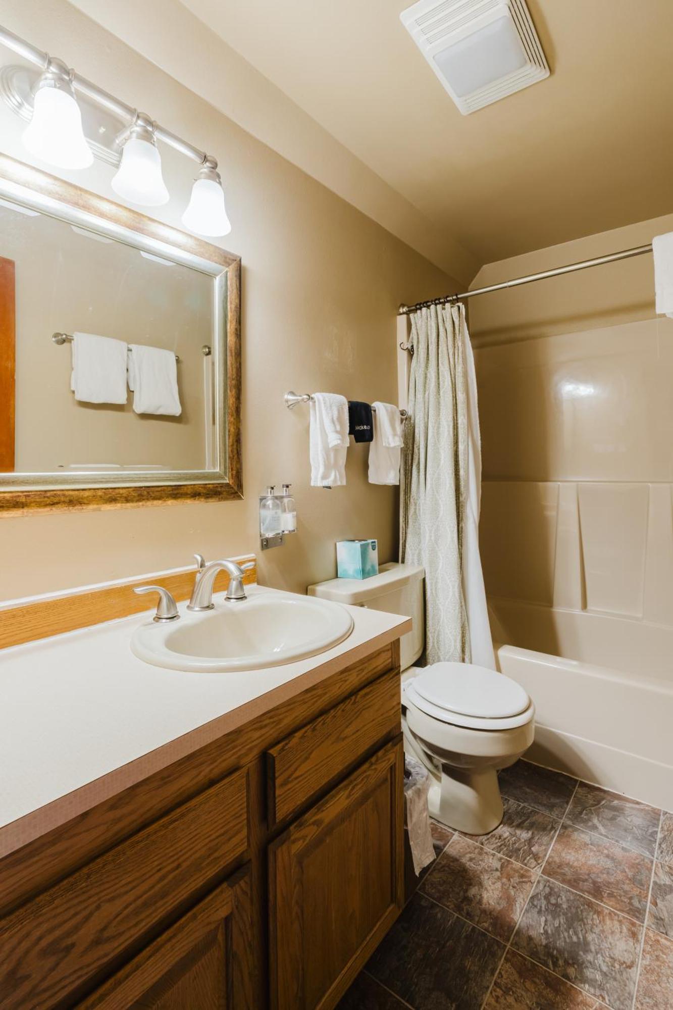 Queen Suite