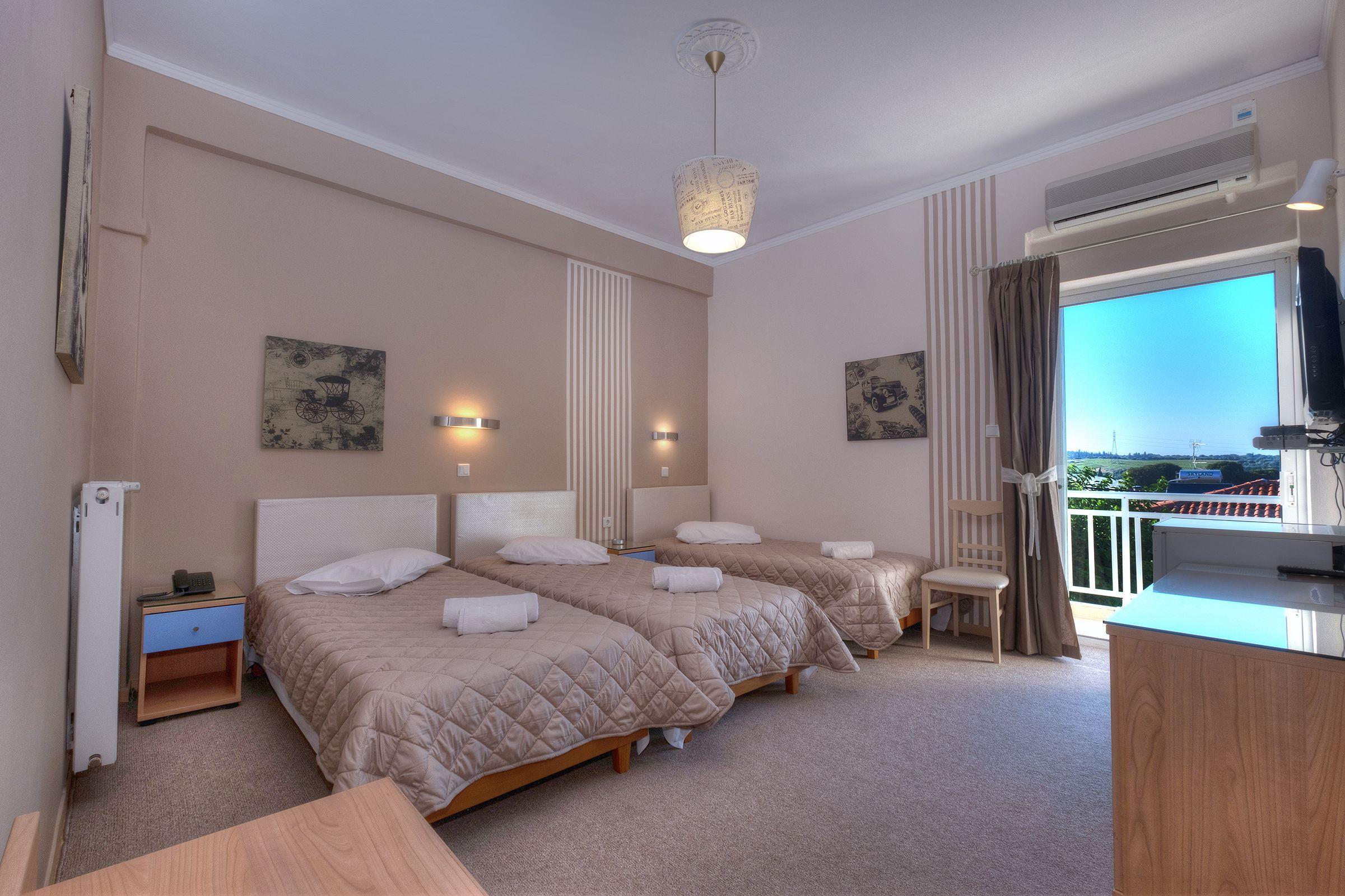 Triple Room