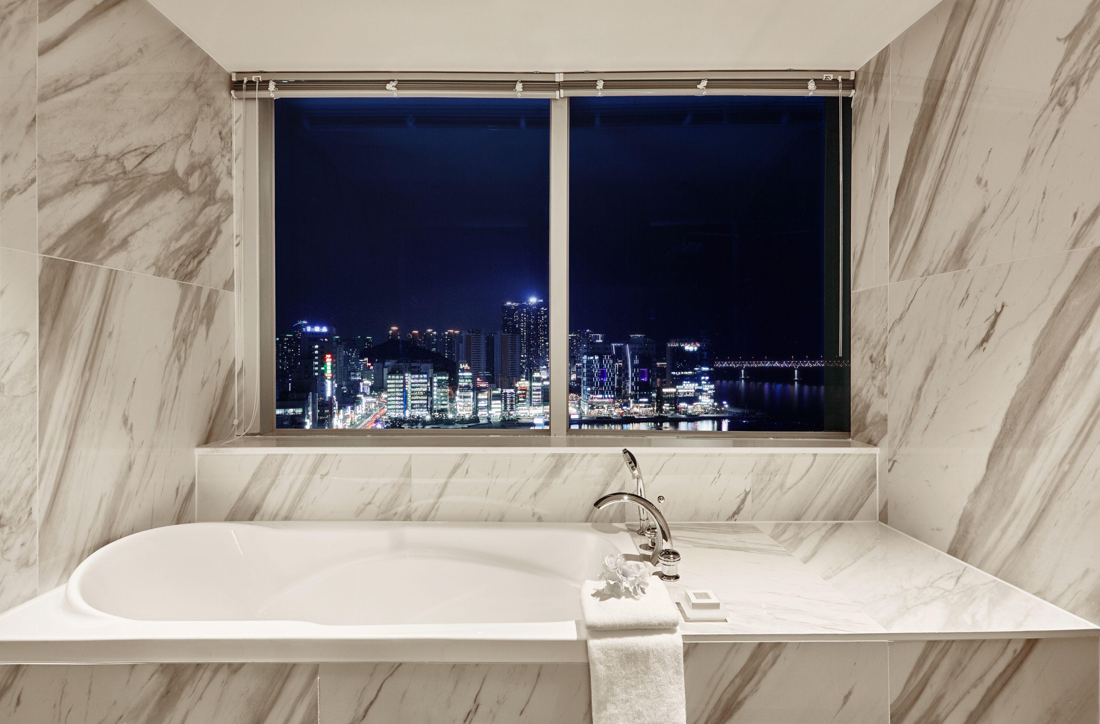 Suite with Sea View