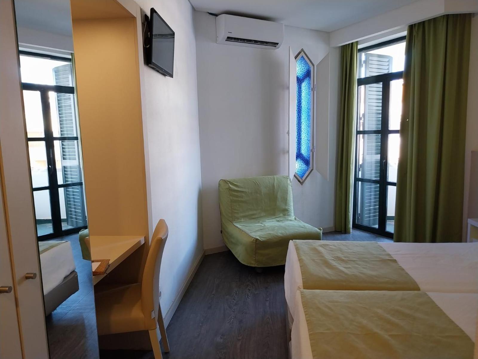 Standard Twin Room,1774432915:JPEG