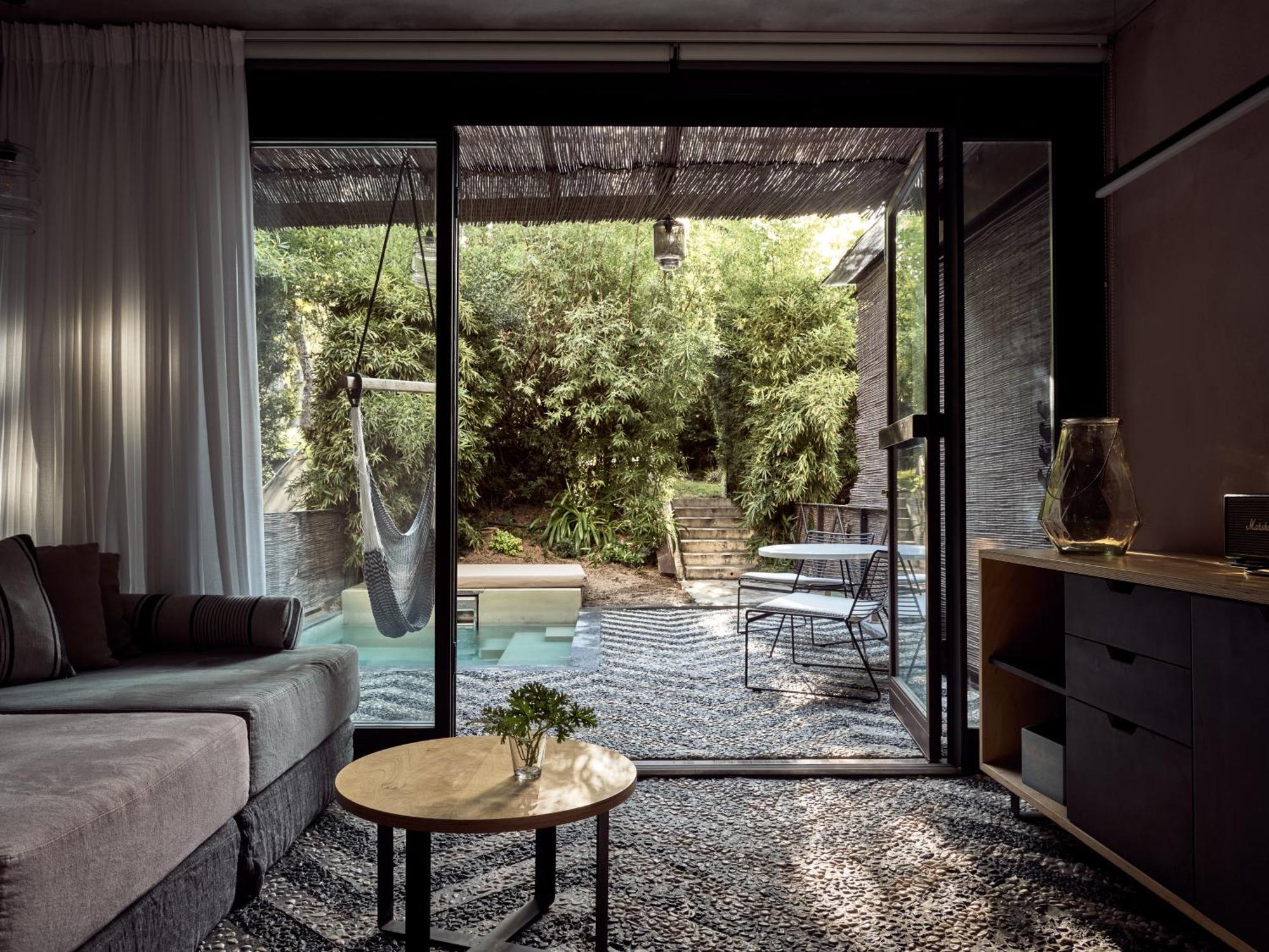 One Bedroom Pool Suite