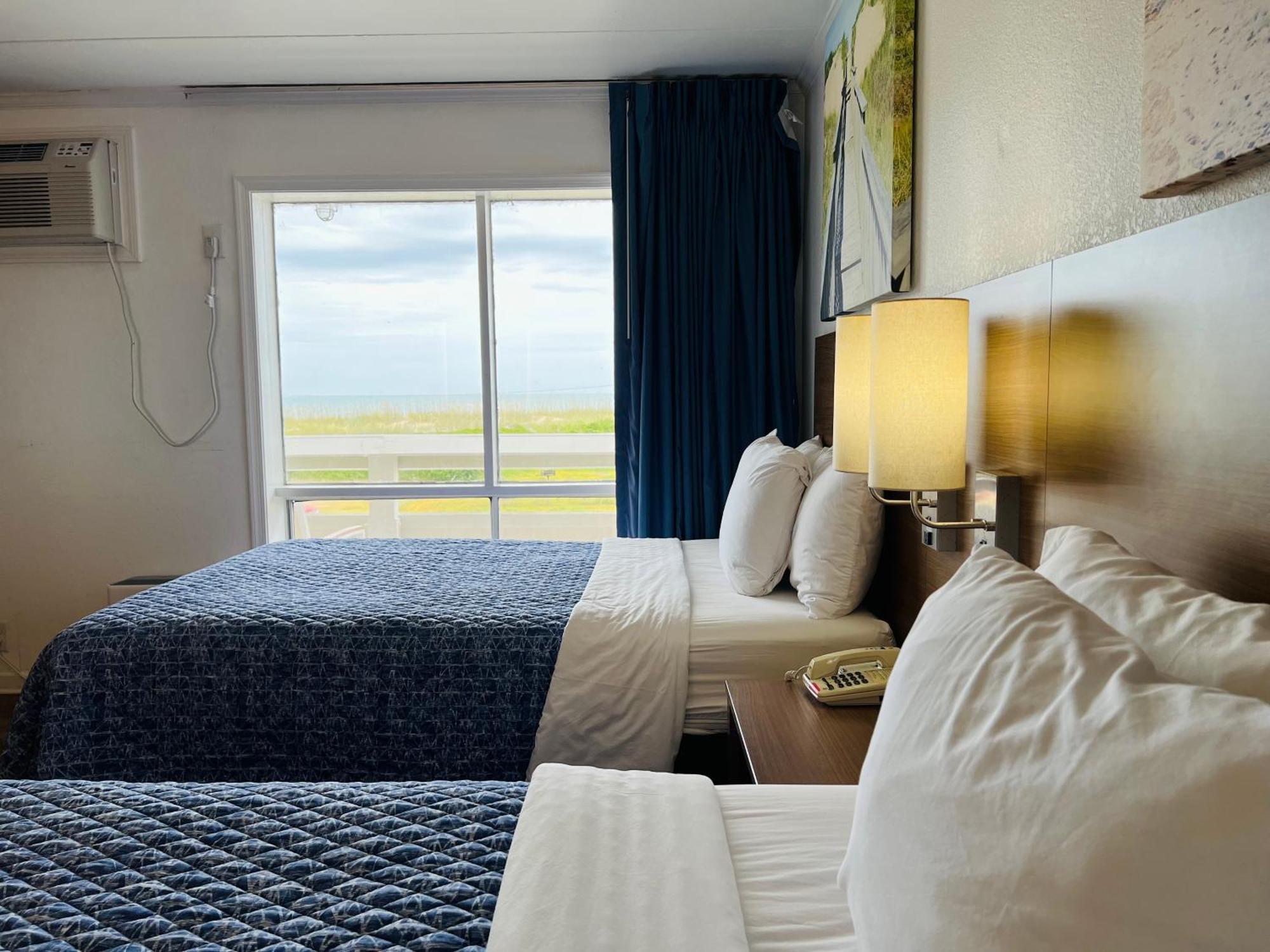 Double Room with Two Double Beds and Ocean View - Non-Smoking