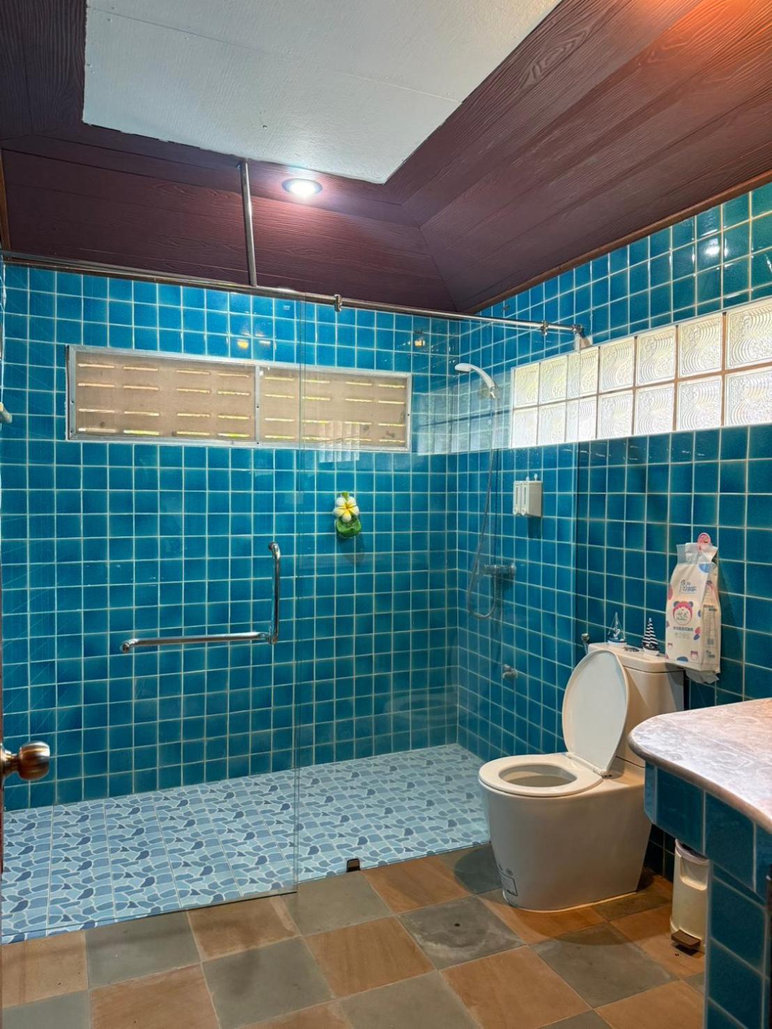 Deluxe Queen Bungalow,1722980918:JPEG